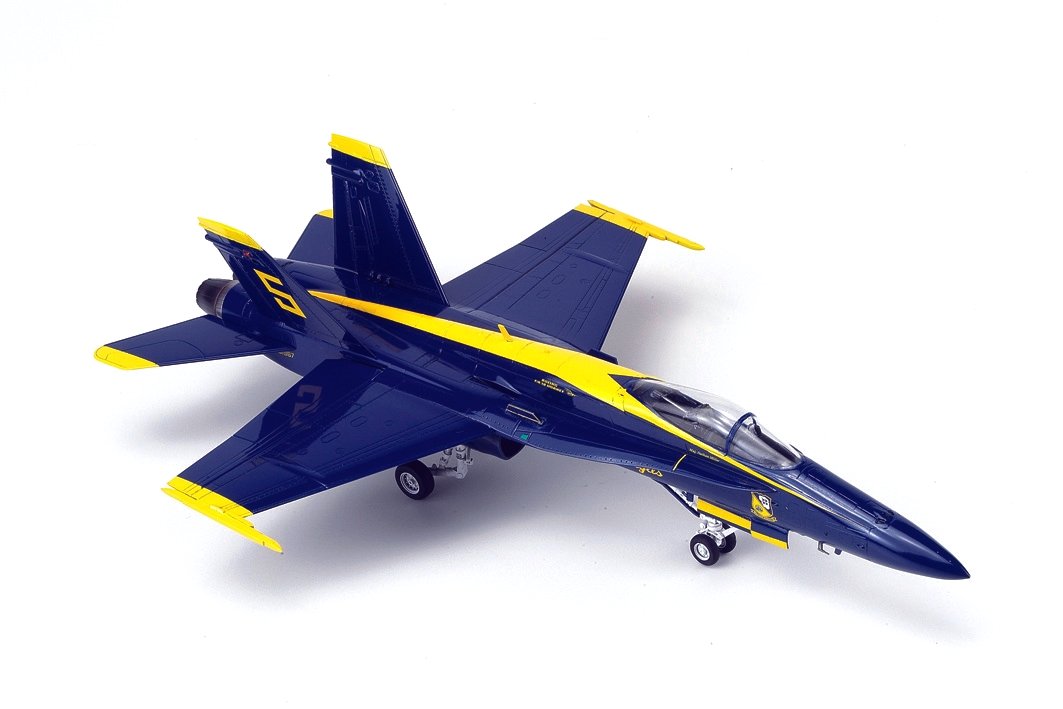 Academy 1:72 F/A-18A Hornet "Blue Angels 2009/2010"