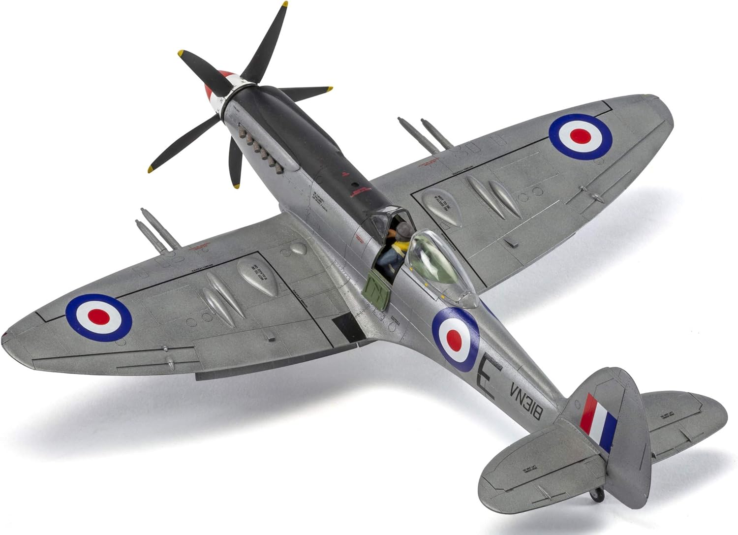 Airfix 1:48 Supermarine Spitfire F.Mk.22/24 A06101A