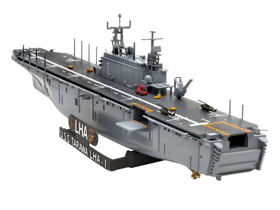 Revell 1:720 USS Tarawa LHA-1 Assault Ship 05170
