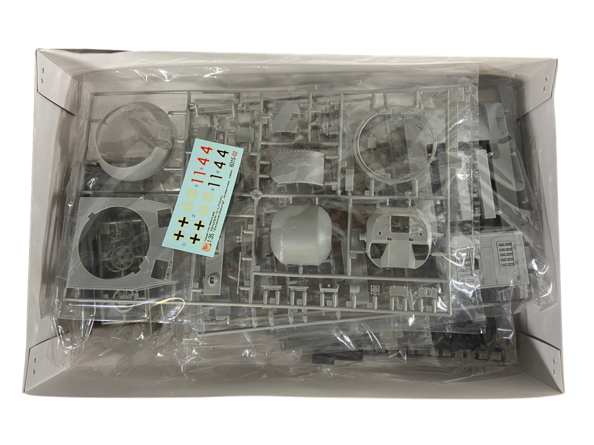 Dragon 1:35 3 cm Flakpanzer IV Kugelblitz 6136