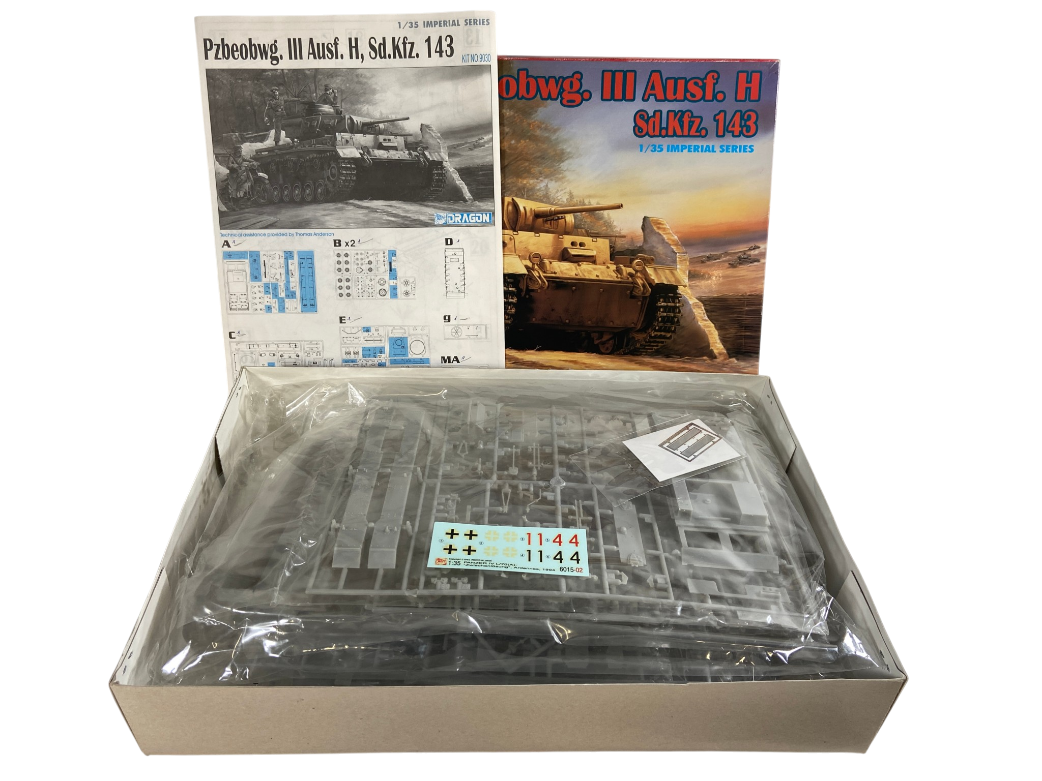 Dragon 1:35 Pzbeobwg. III Ausf. H Sd.Kfz. 143 9030