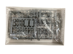 Dragon 1:35 Sd. Kfz. 250 Engine w/Mechanics 6112