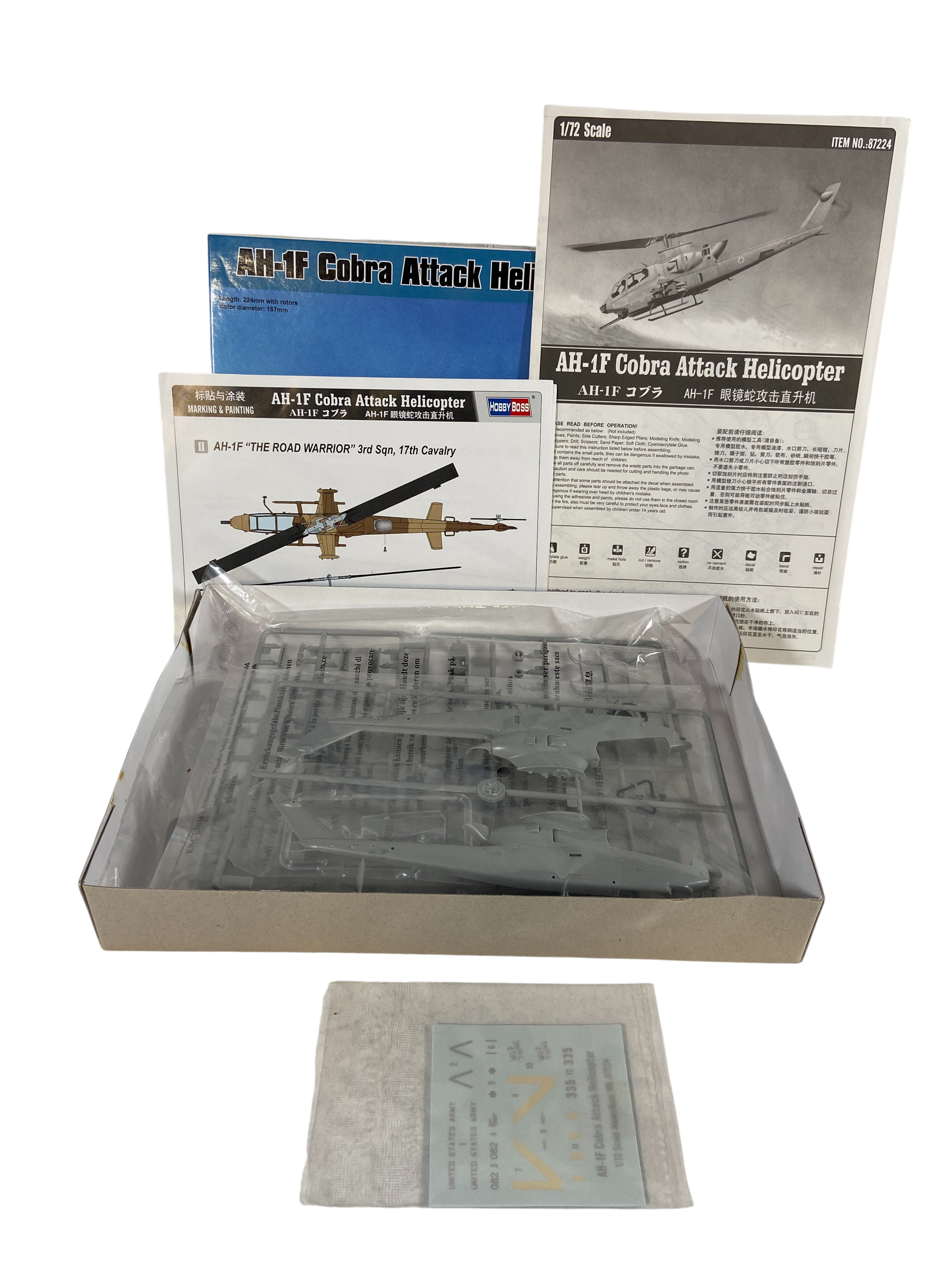 HobbyBoss 1:72 AH-1F Cobra Attack Helicopter 87224