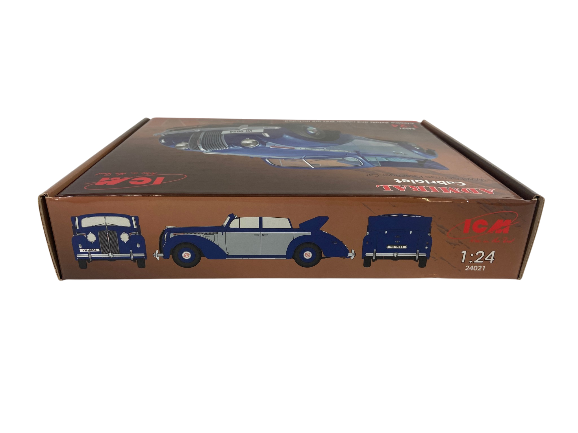ICM 1:24 Admiral Cabriolet WWII German Passenger Car 24021