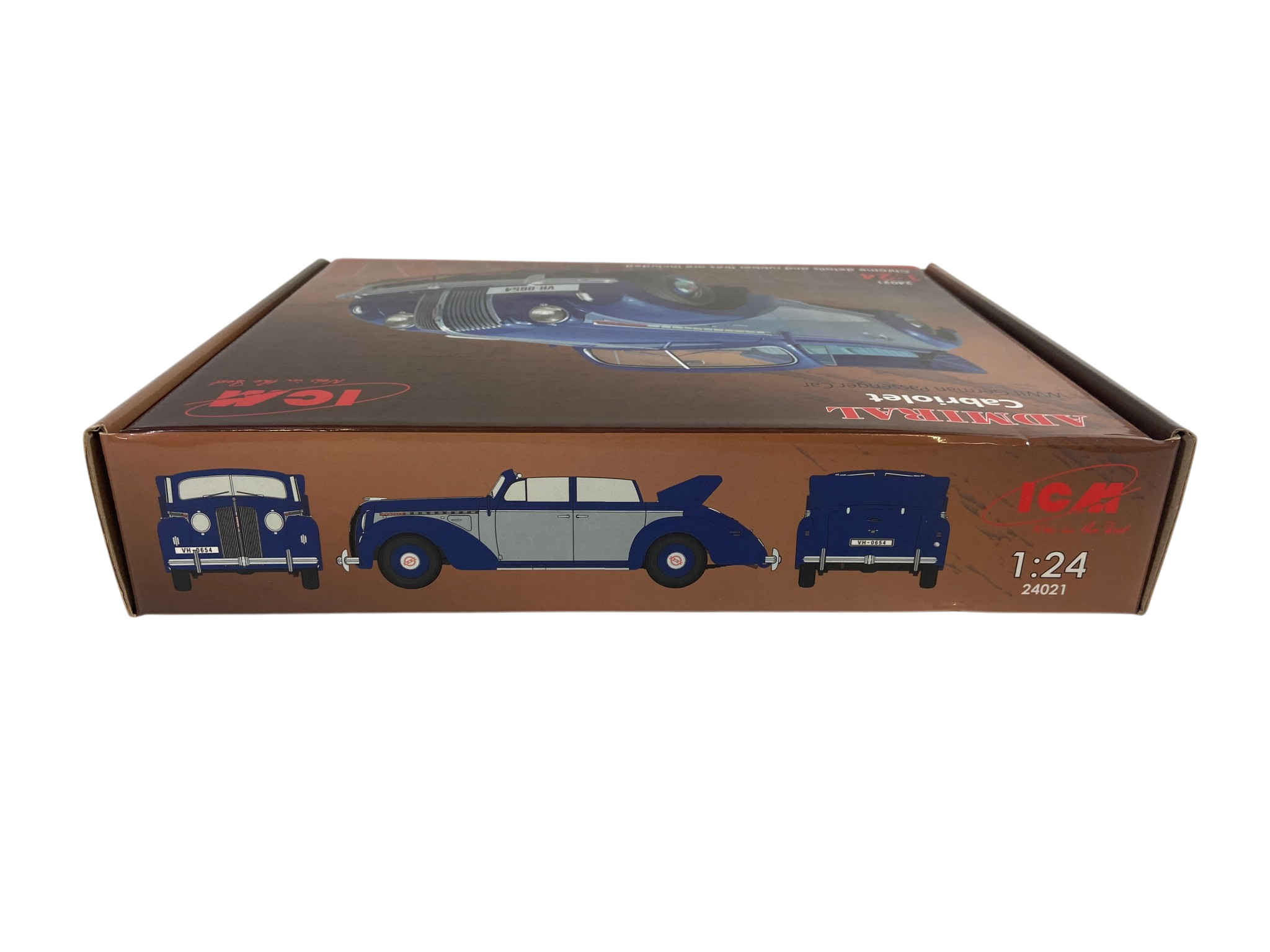 ICM 1:24 Admiral Cabriolet WWII German Passenger Car 24021