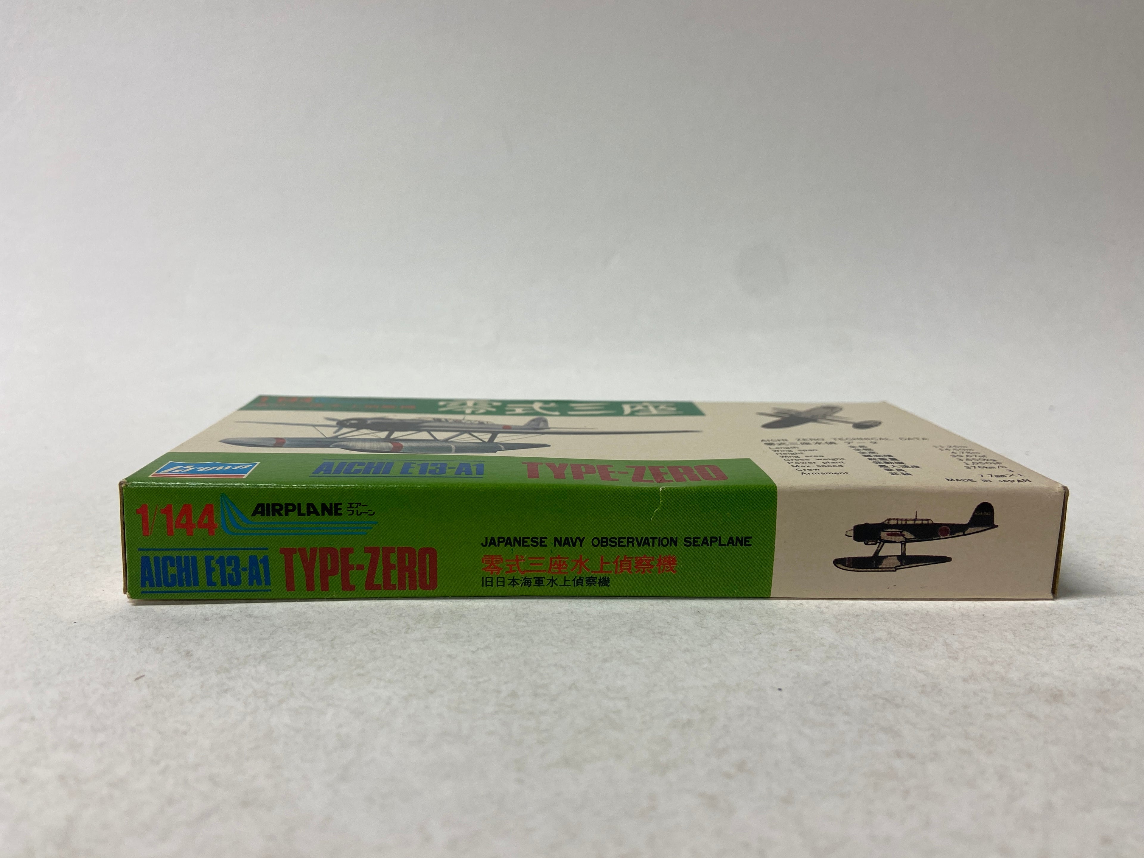 Crown Model 1:144 Aichi E13-A1 Type-Zero 405-50
