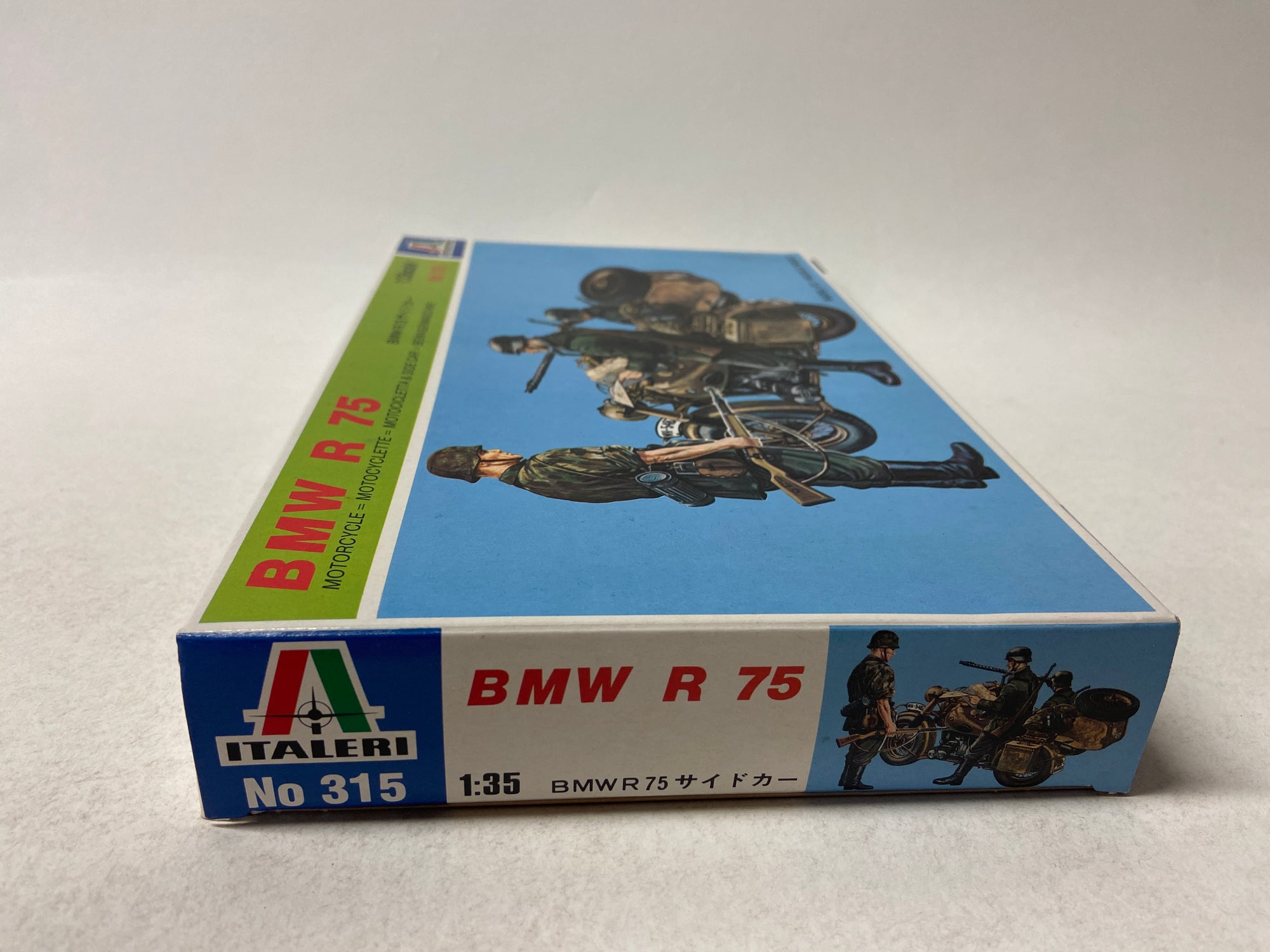 BMW R75 Beiwagenmaschine