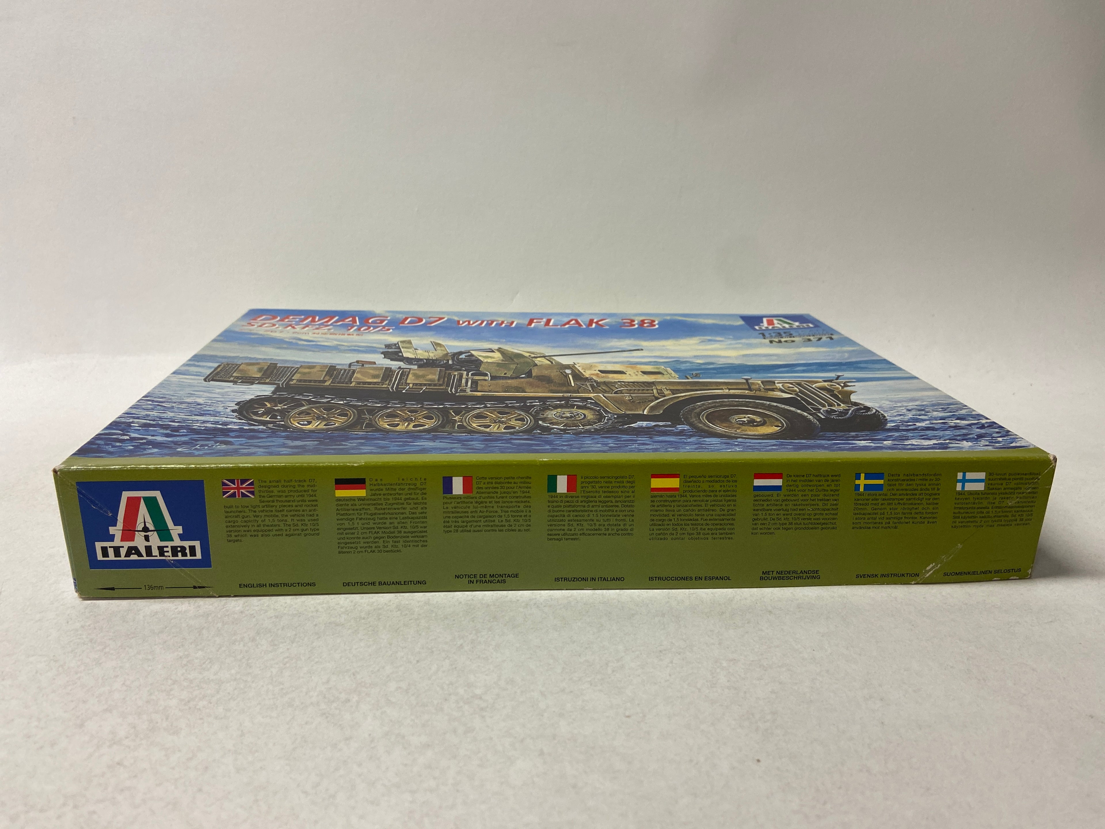 Italeri 1:35 Demag D7 with Flak 38 Sd.Kfz. 10/5 371