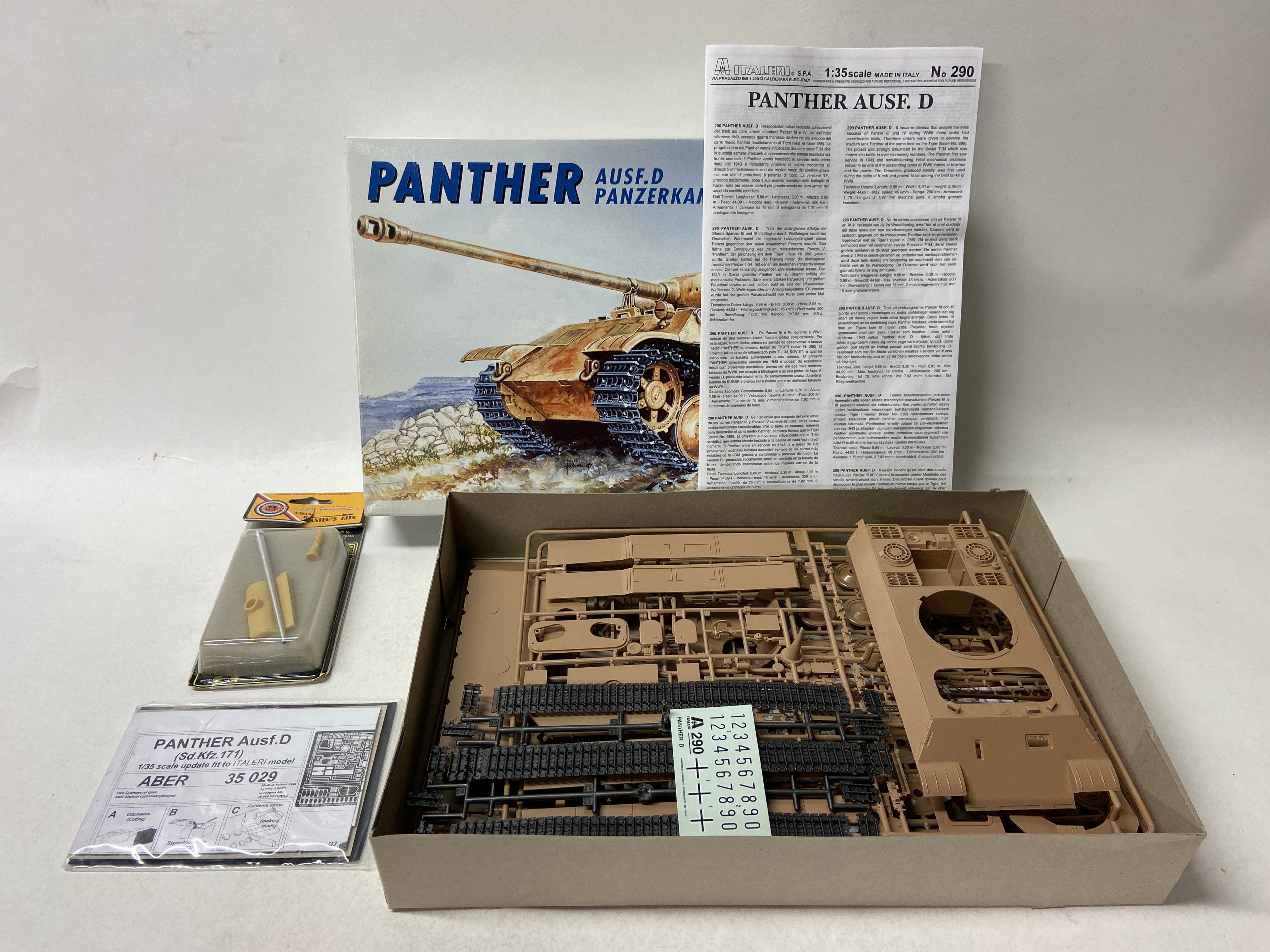 Italeri 1:35 Panther Ausf. D Panzerkampfwagen V incl. upgrade sets 290