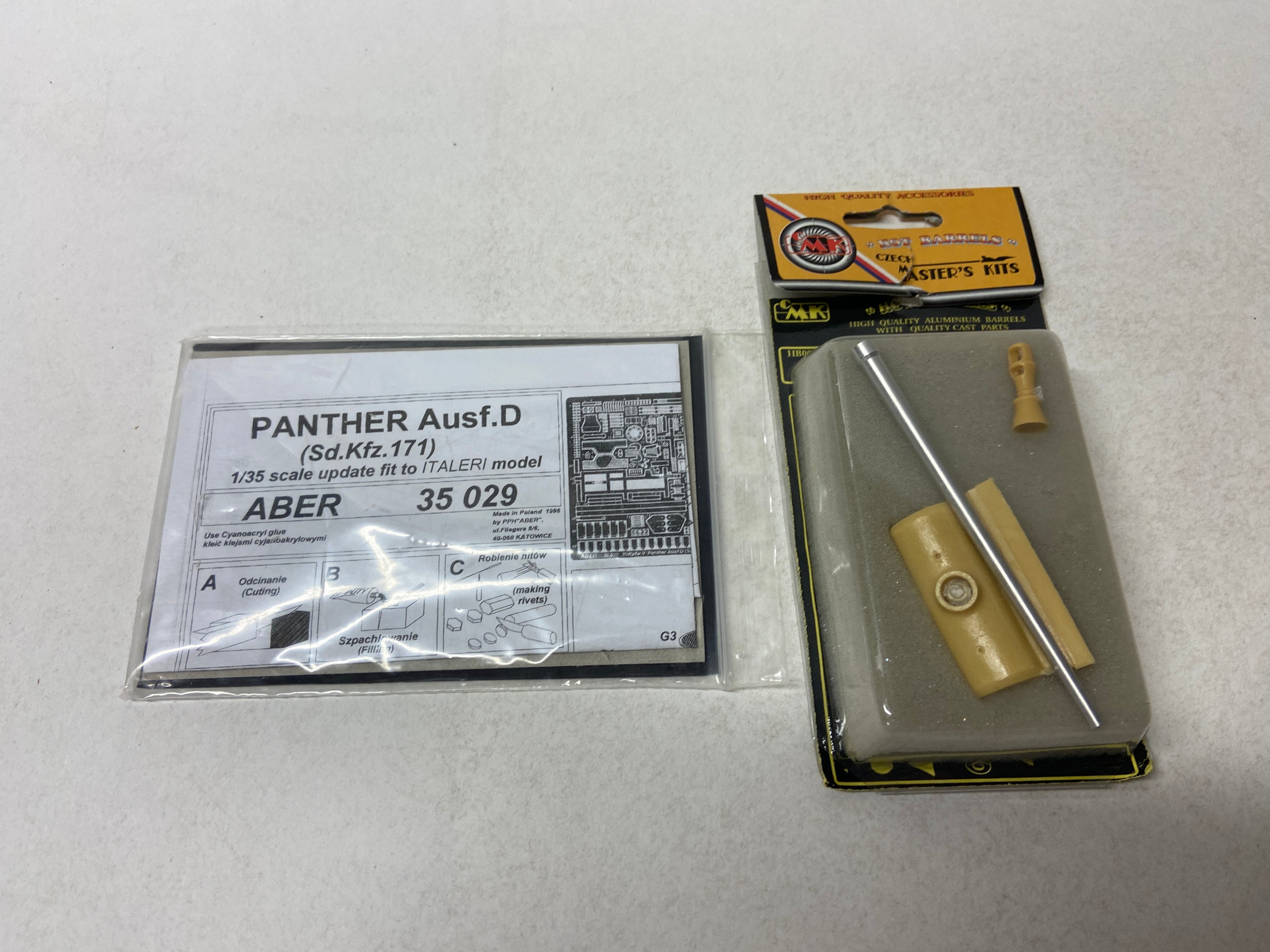 Italeri 1:35 Panther Ausf. D Panzerkampfwagen V incl. upgrade sets 290