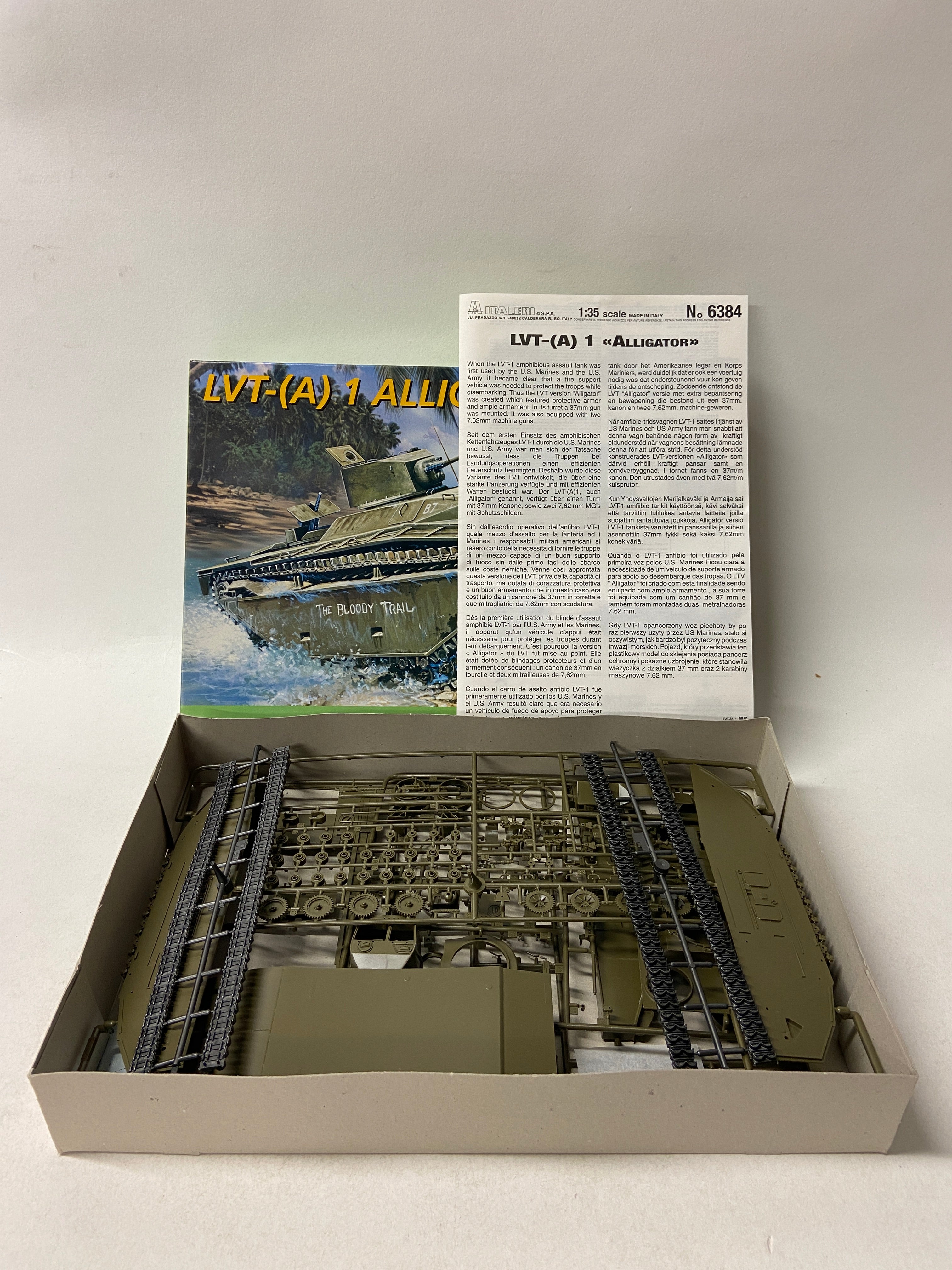 Italeri 1:35 LVT-(A) 1 Alligator 6384