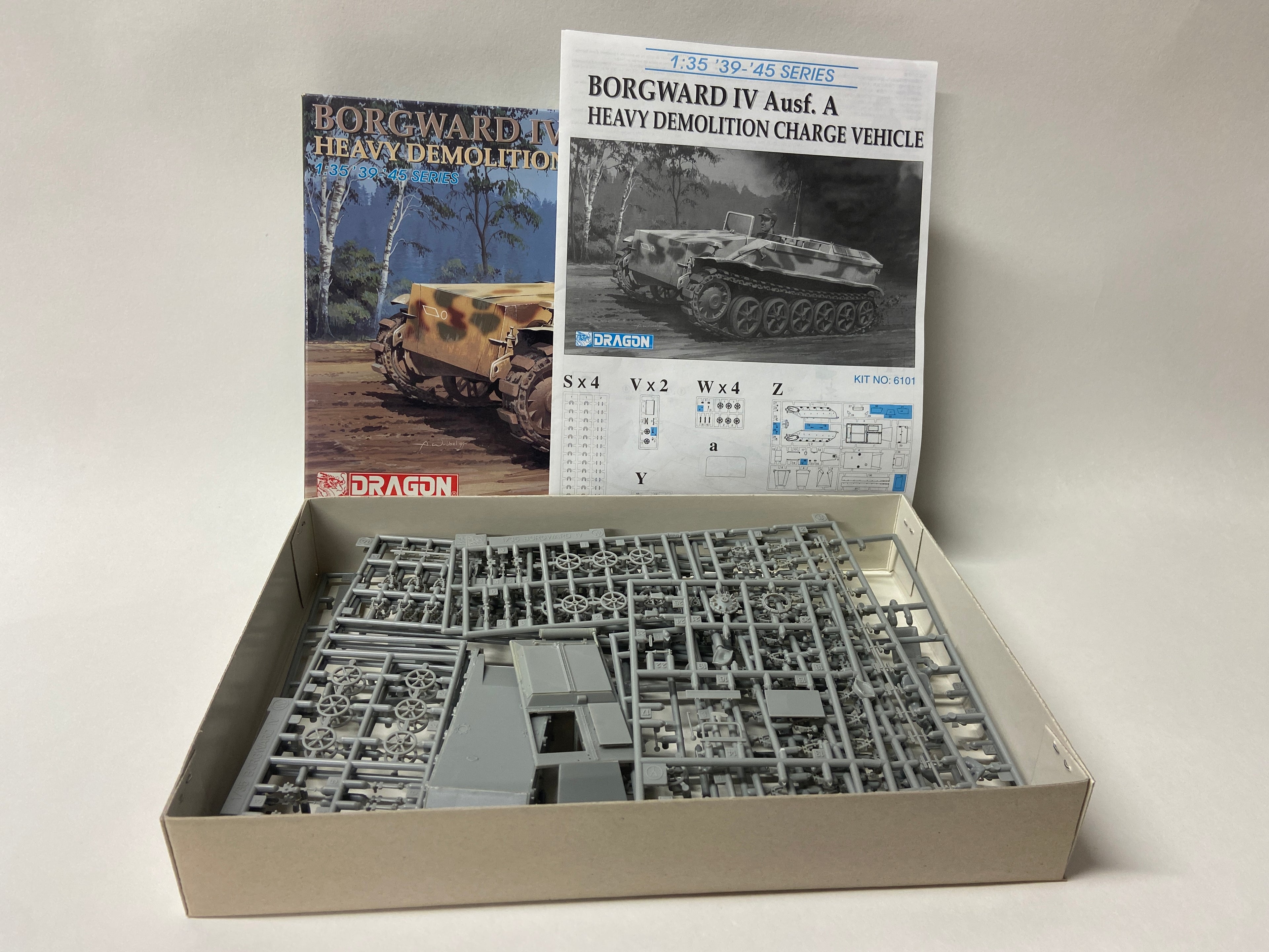 Dragon 1:35 Borgward IV Ausf. A Heavy Demolition Charge Vehicle 6101