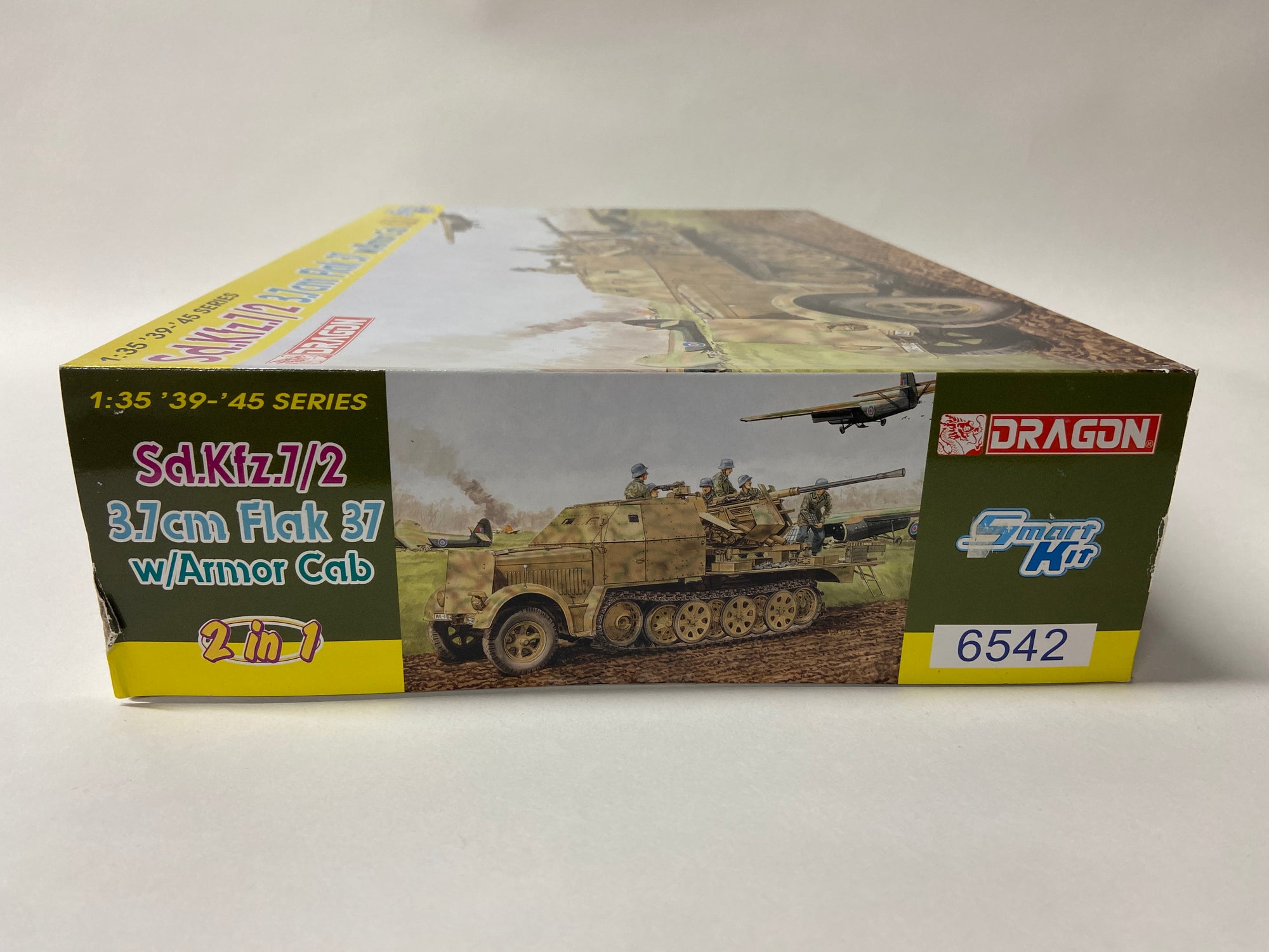 Sd.Kfz.7/2 3.7cm Flak 37 w/Armor Cab "2 in 1"