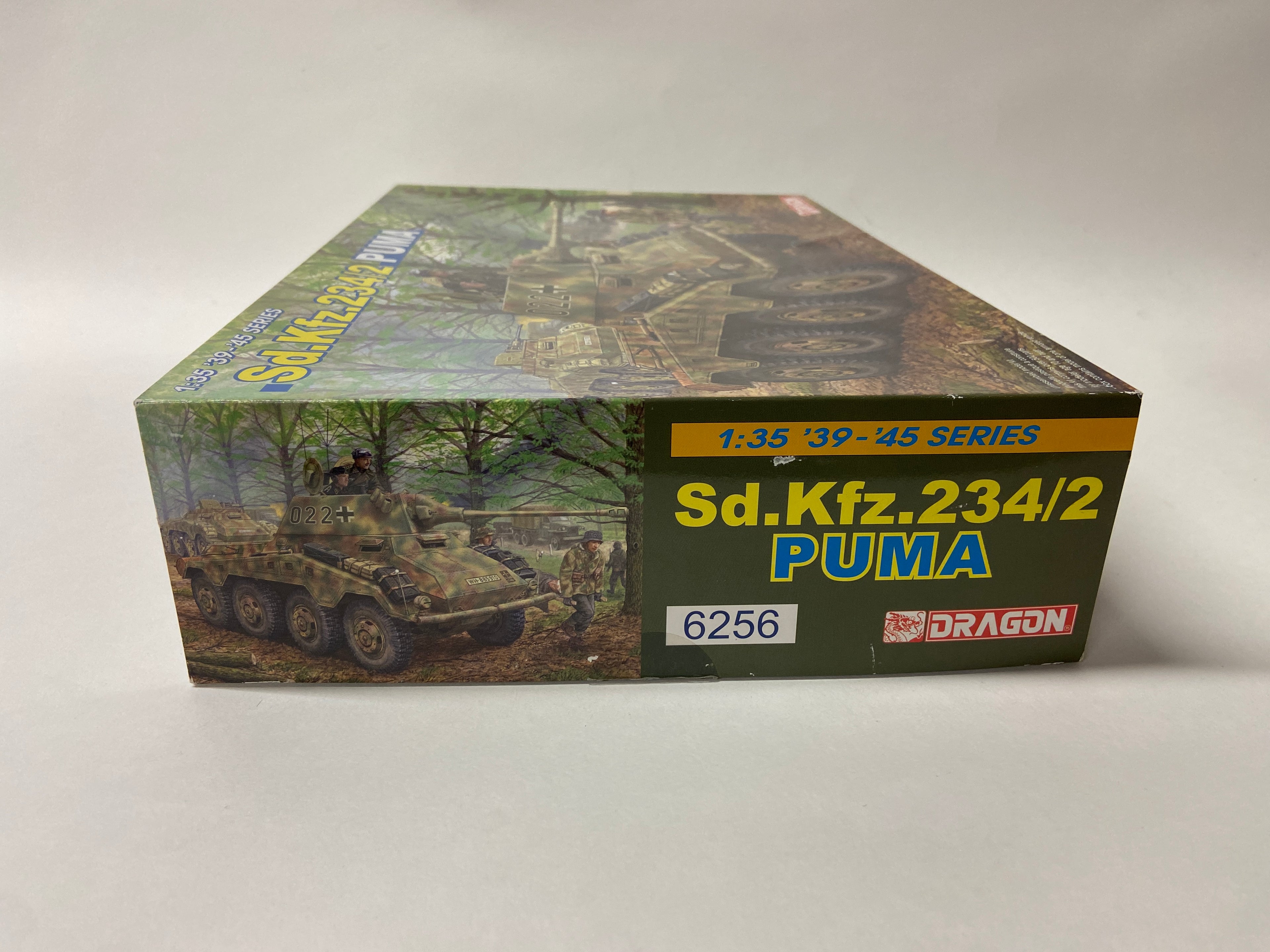 Dragon 1:35 Sd.Kfz. 234/2 Puma 6256