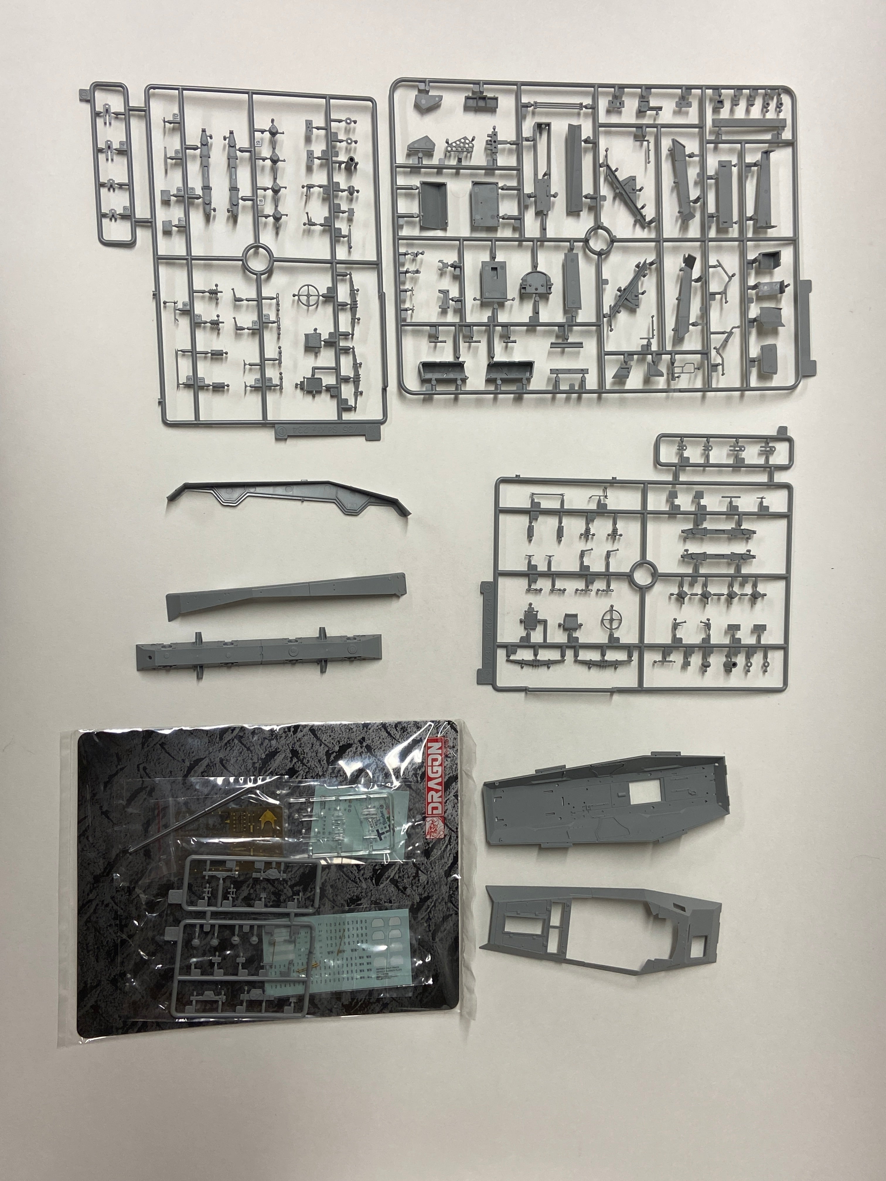 Dragon 1:35 Sd.Kfz. 234/4 Panzerspähwagen 6221