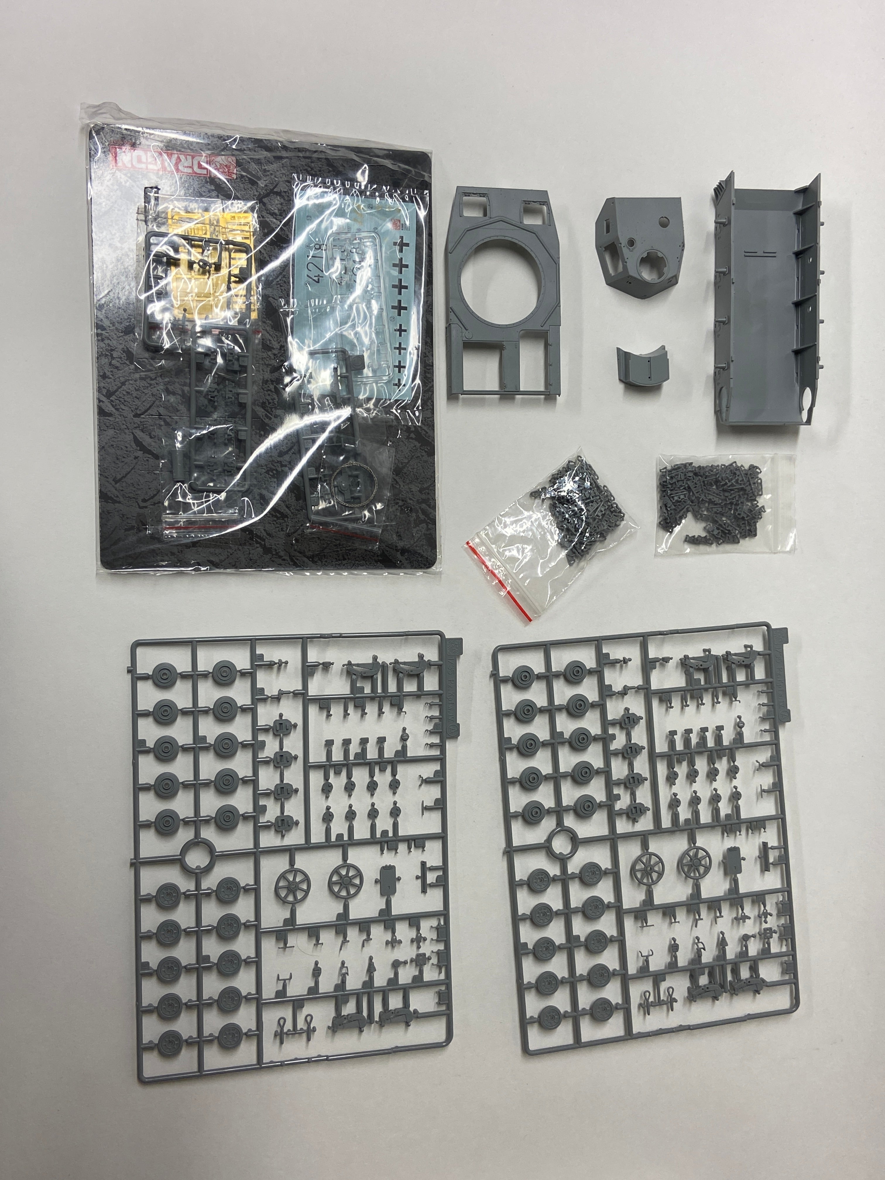Dragon 1:35 Pz.Kpfw.IV Ausf.F2(G) 6360