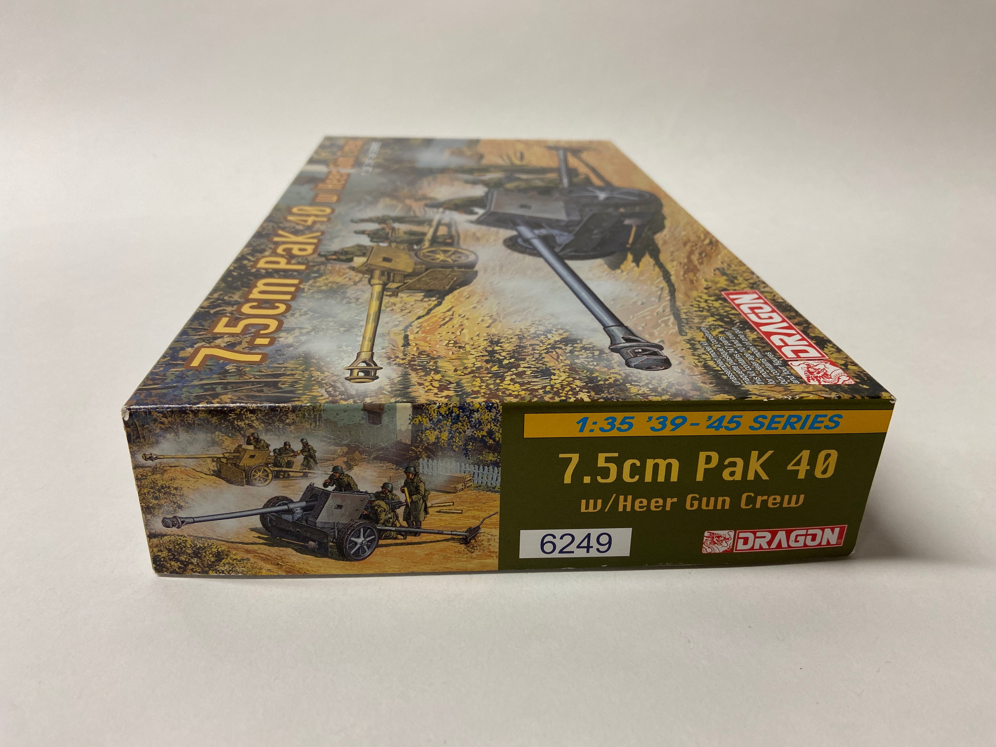 Dragon 1:35 7.5cm Pak 40 w/Heer Gun Crew 6249