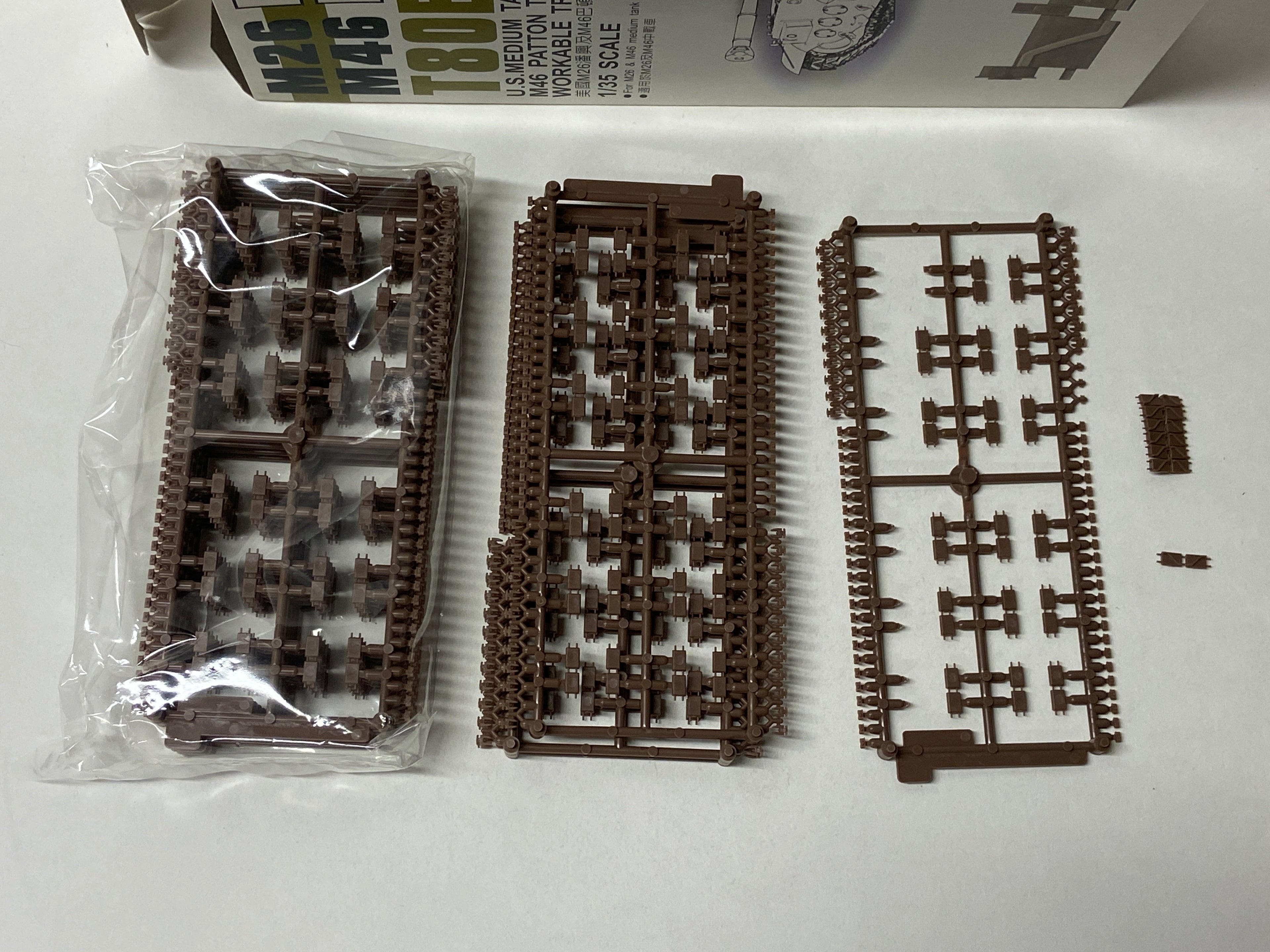 AFV Club 1:35 M26 Pershing / M46 Patton T80E1-Track AF35036