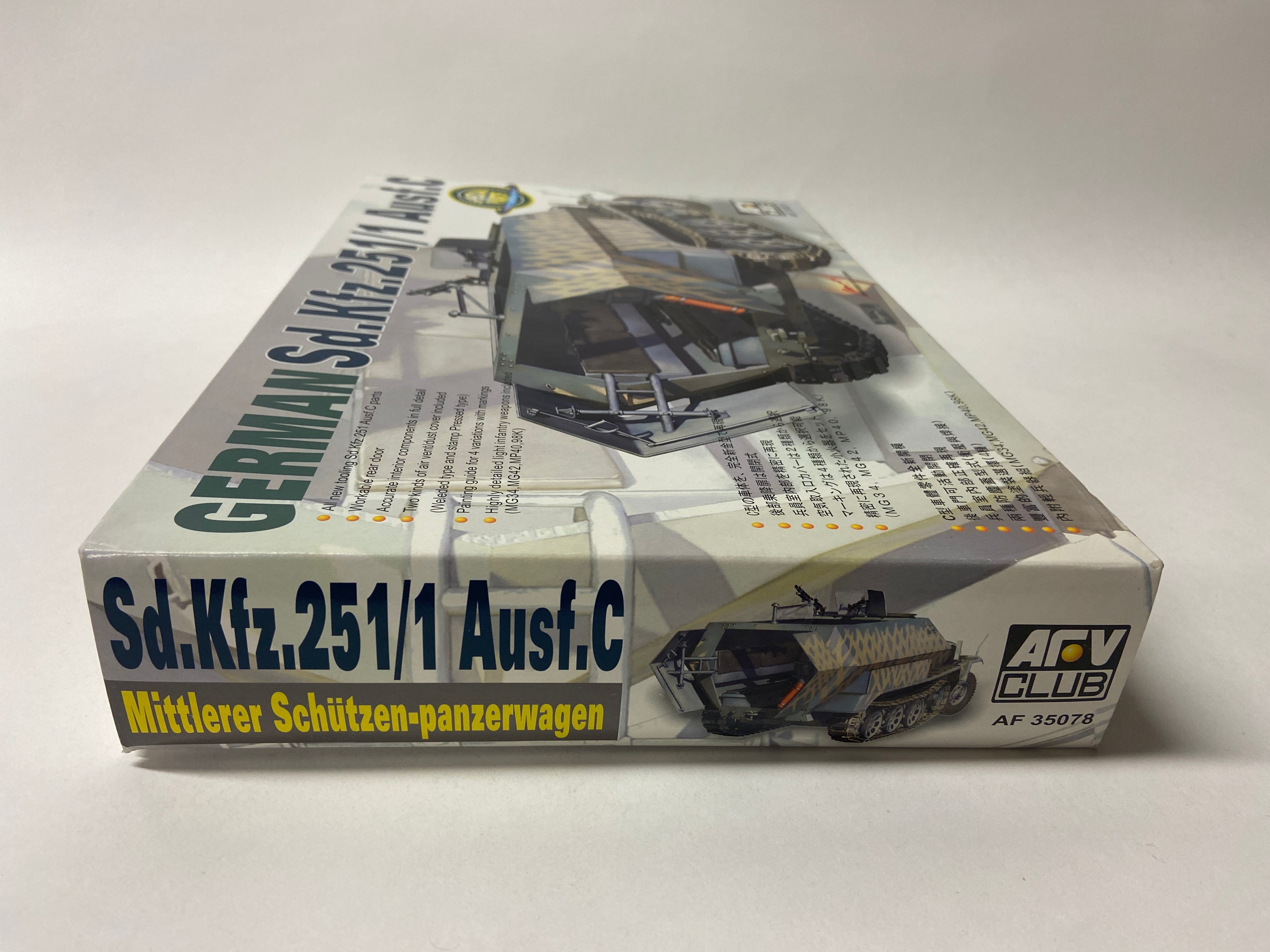 AFV Club 1:35 German Sd.Kfz. 251/1 Ausf. C AF35078