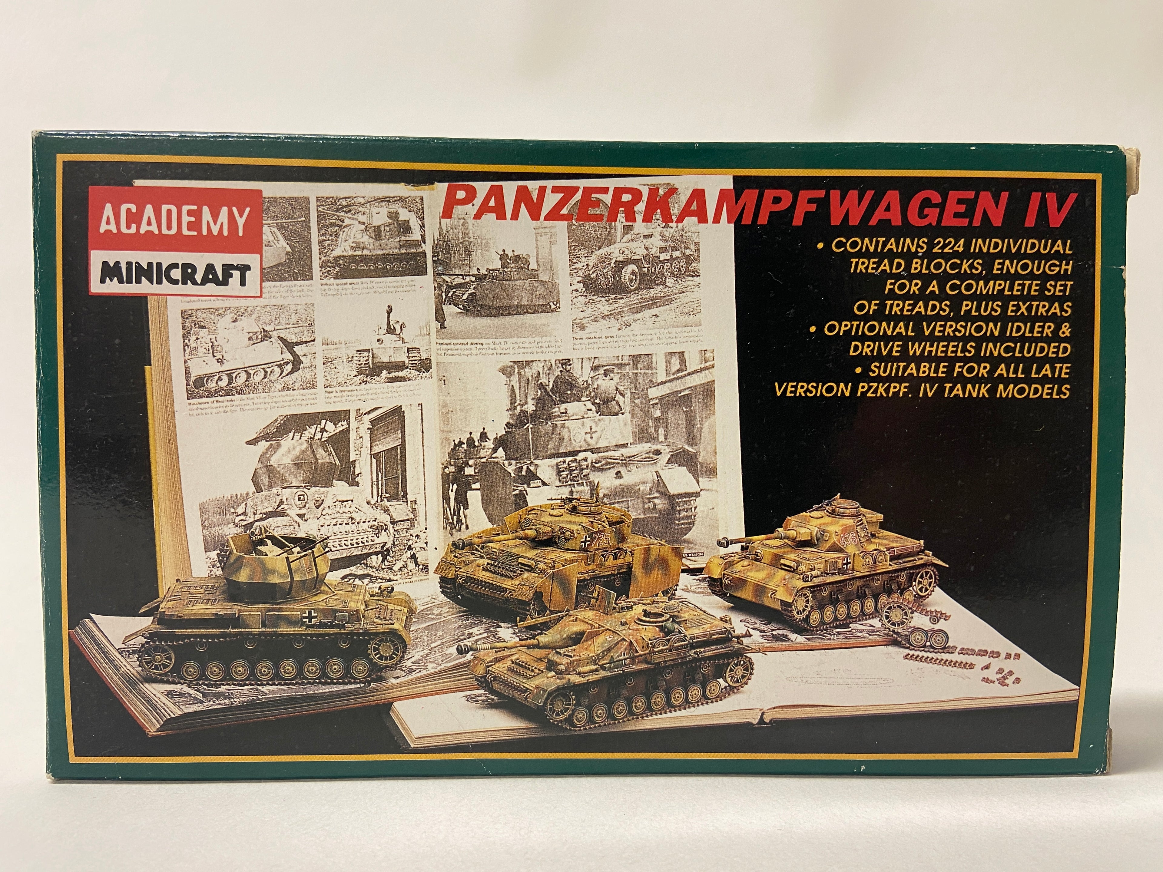 Academy 1:35 Panzerkampfwagen IV Individual Tread Blocks 1357