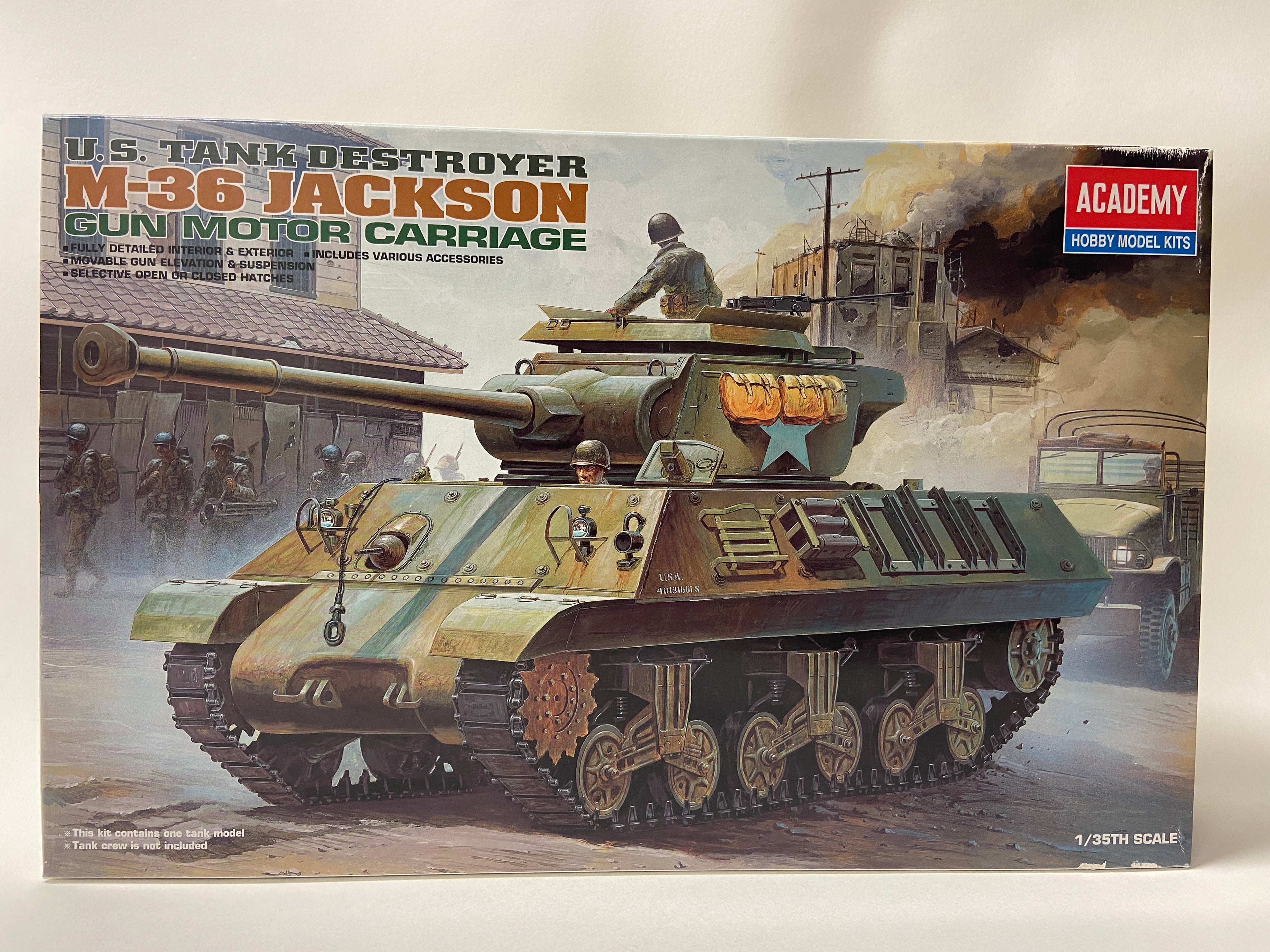 Academy 1:35 U.S. Tank Destroyer M-36 Jackson Gun Motor Carriage 1395