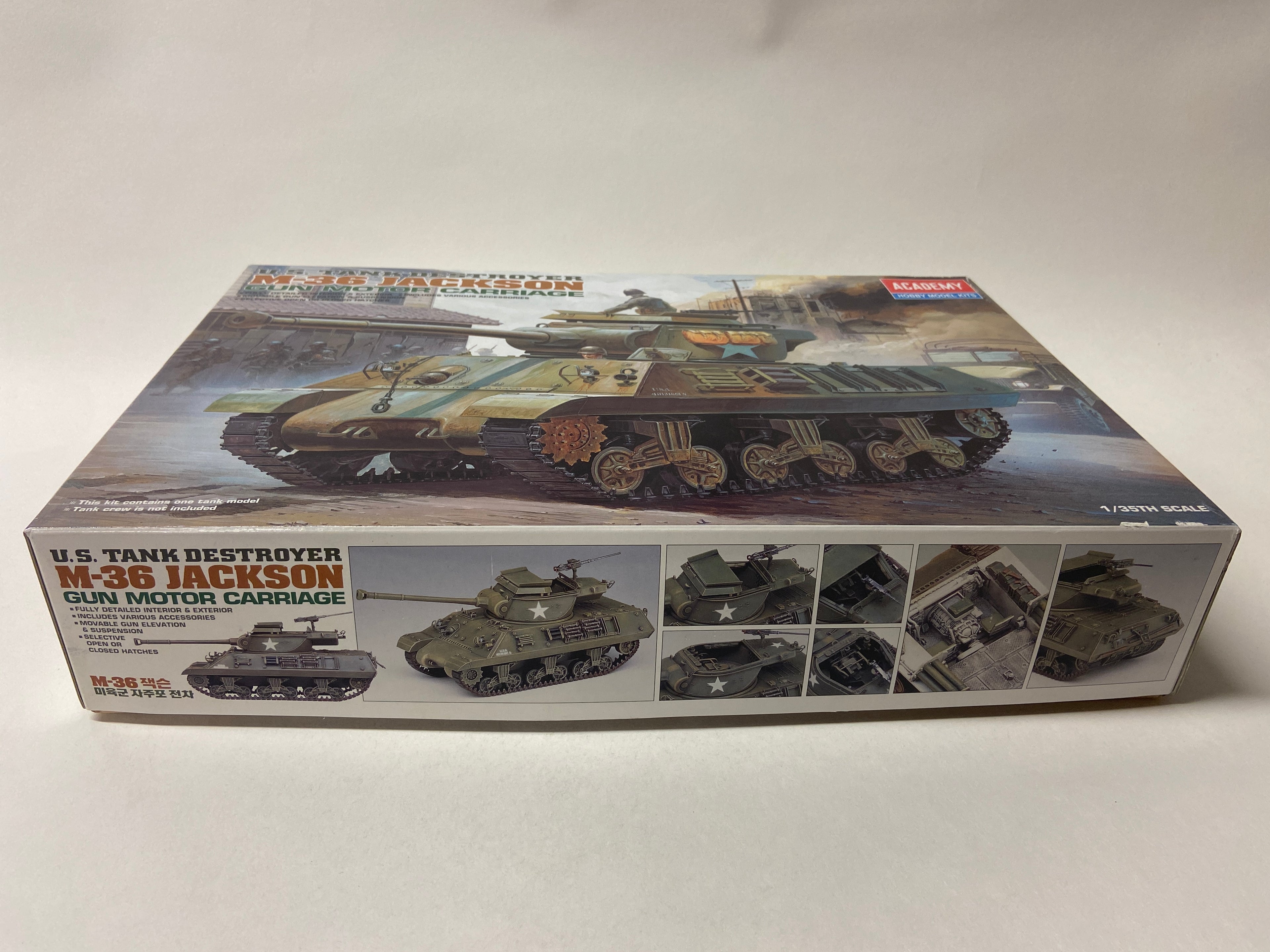 Academy 1:35 U.S. Tank Destroyer M-36 Jackson Gun Motor Carriage 1395