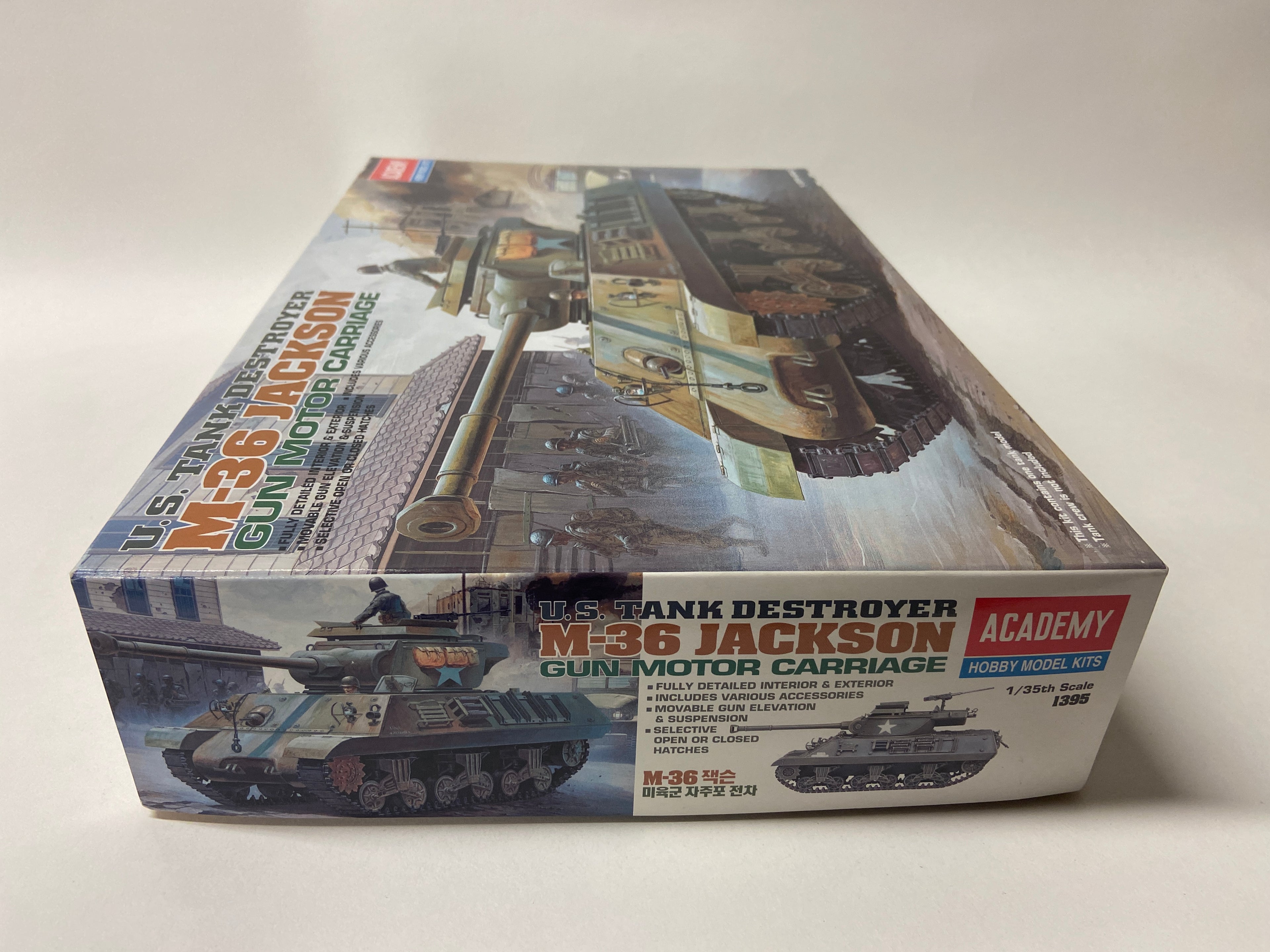 Academy 1:35 U.S. Tank Destroyer M-36 Jackson Gun Motor Carriage 1395
