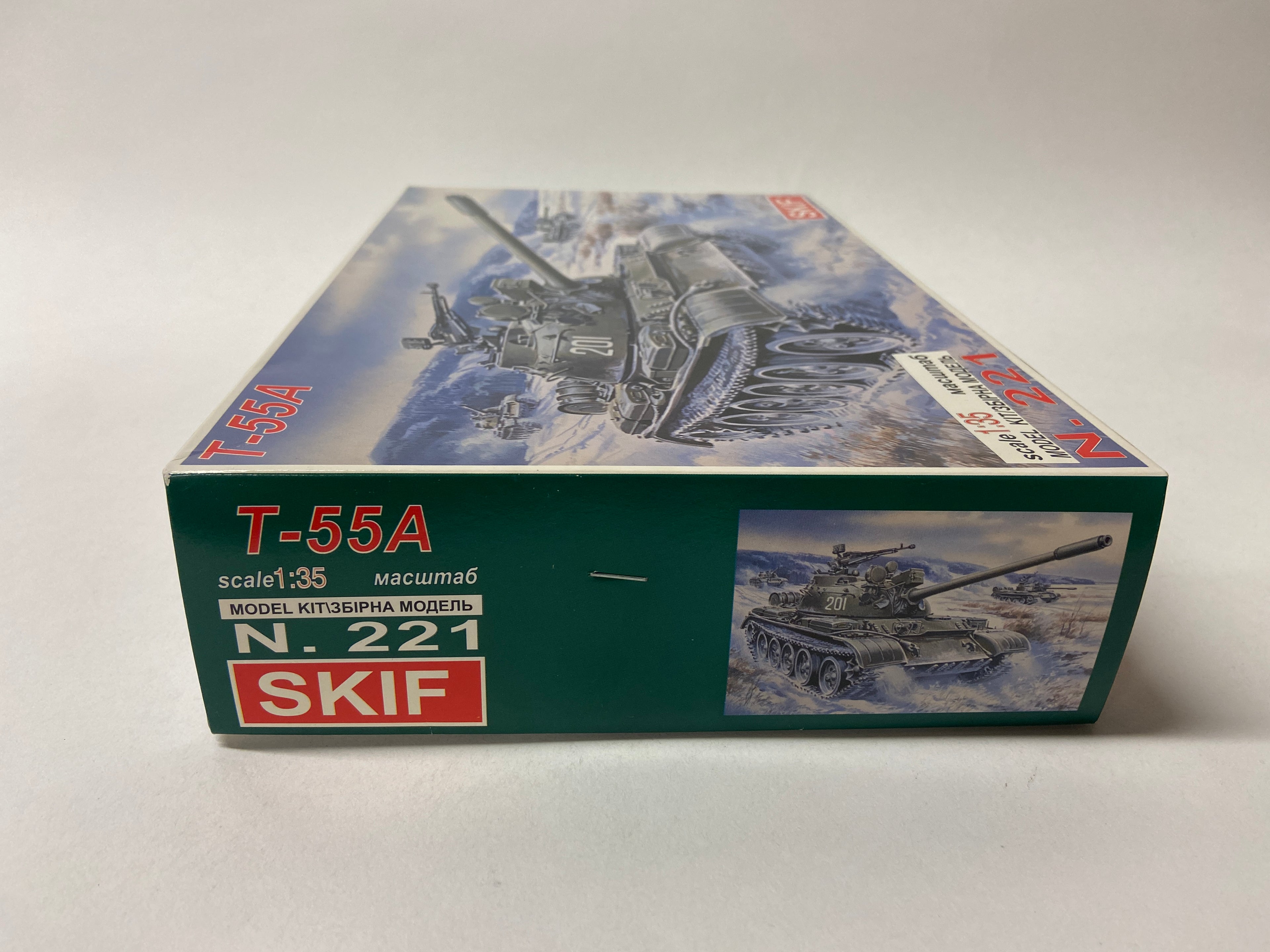 SKIF 1:35 T-55A 221