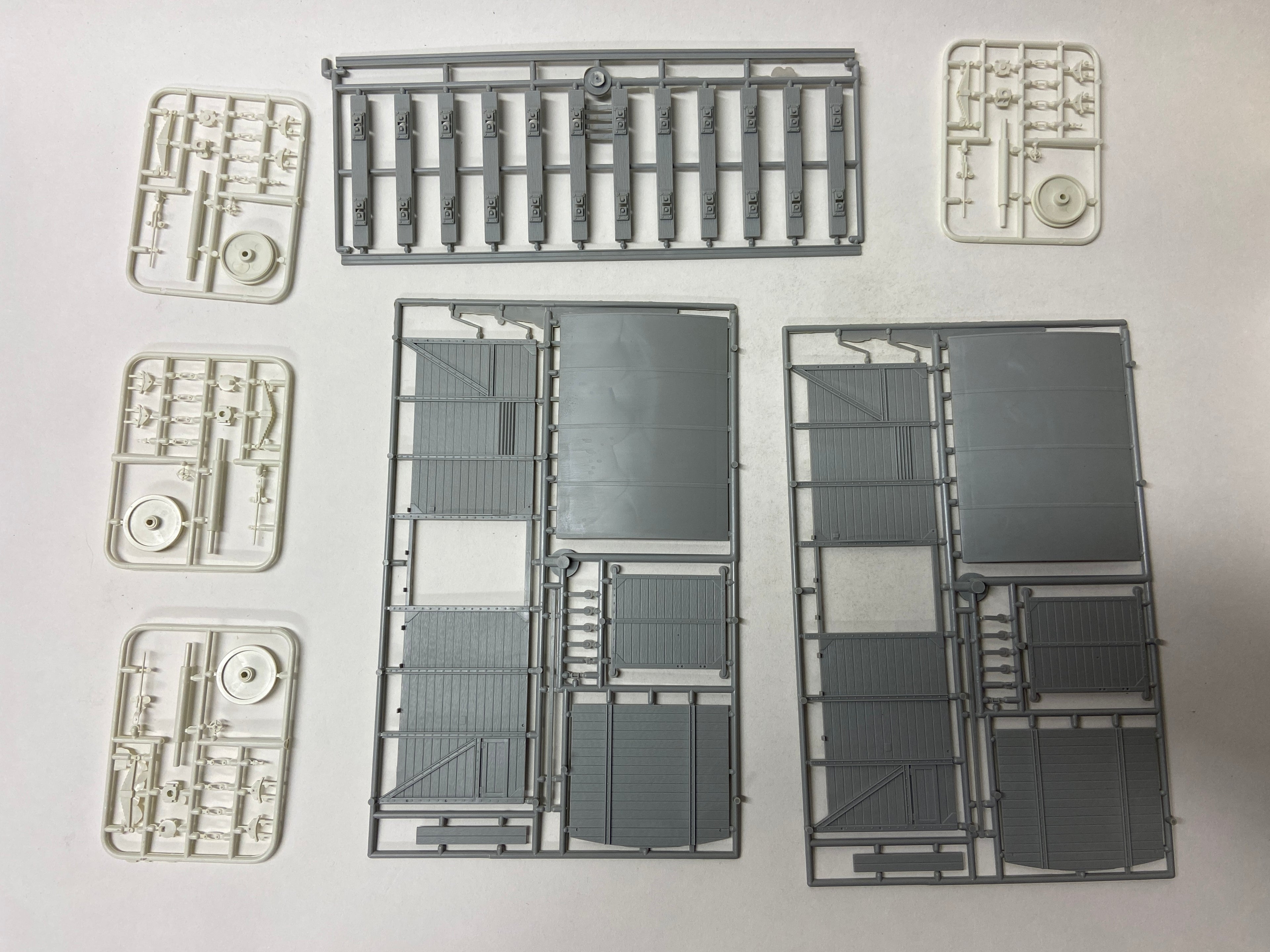 Azimut-Ironside 1:35 German Box Car Type G10 IR039