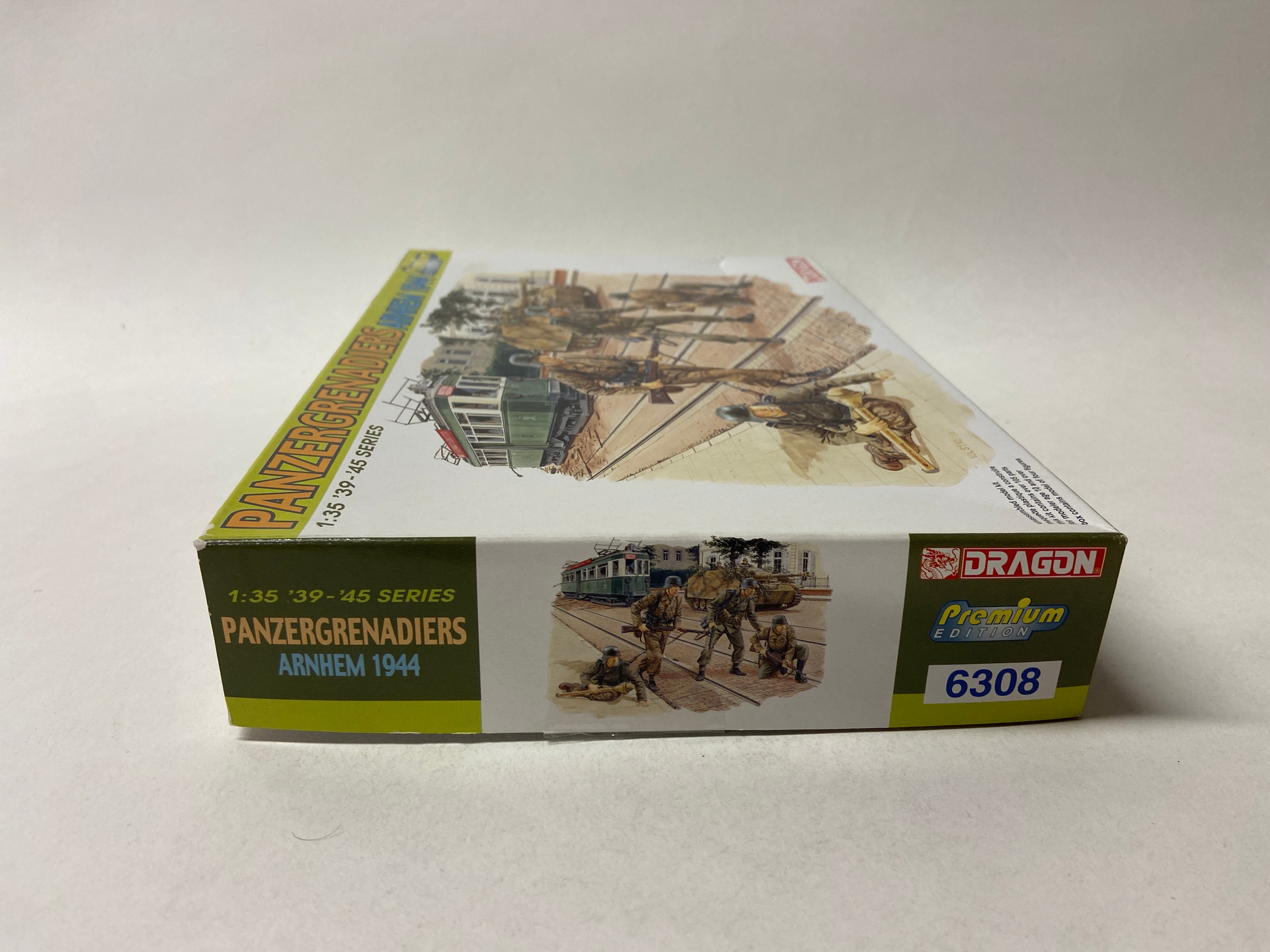 Dragon 1:35 Panzergrenadiers Arnhem 1944 6308