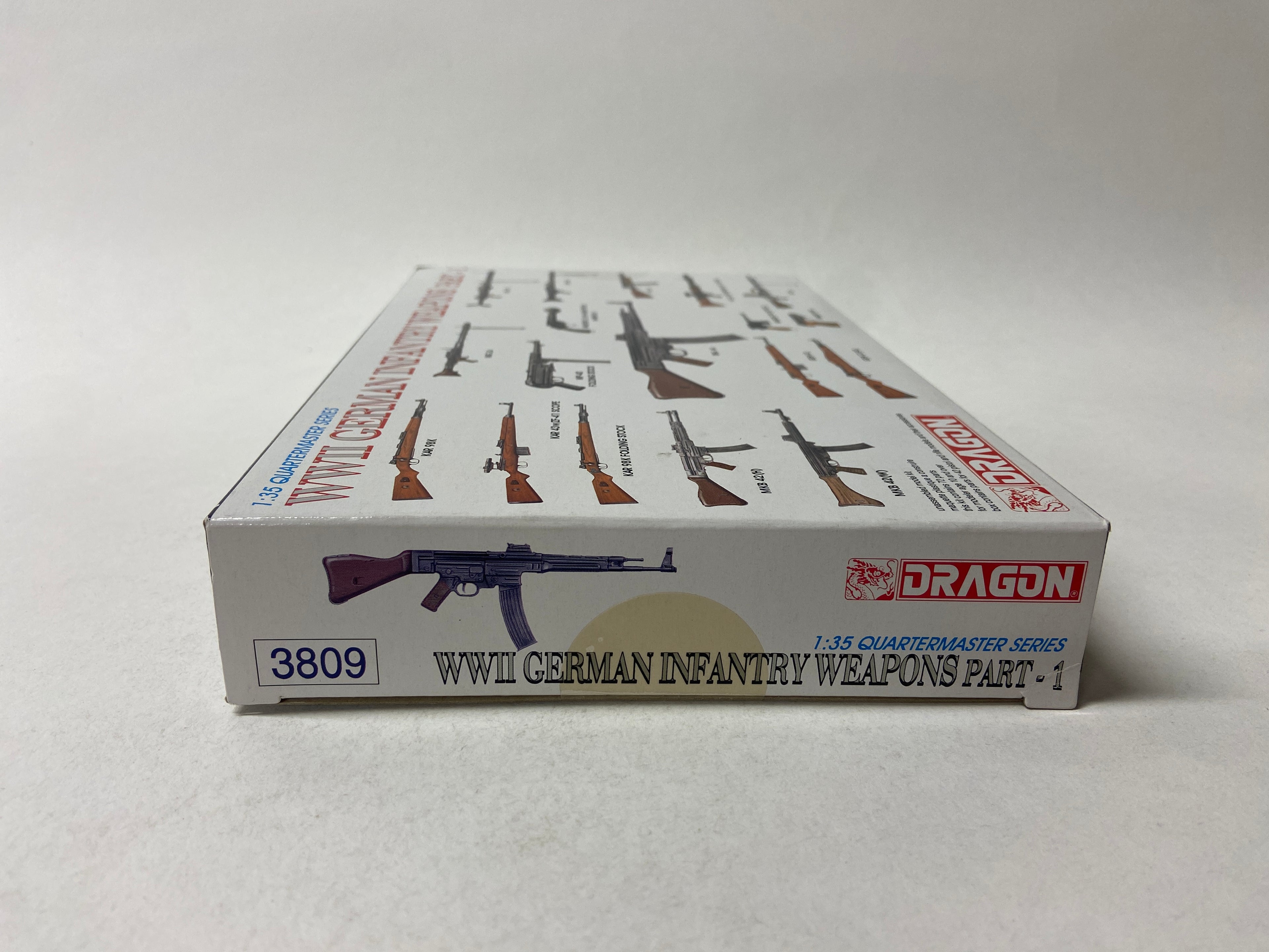Dragon 1:35 WWII German Infantry Weapons Part - 1 3809