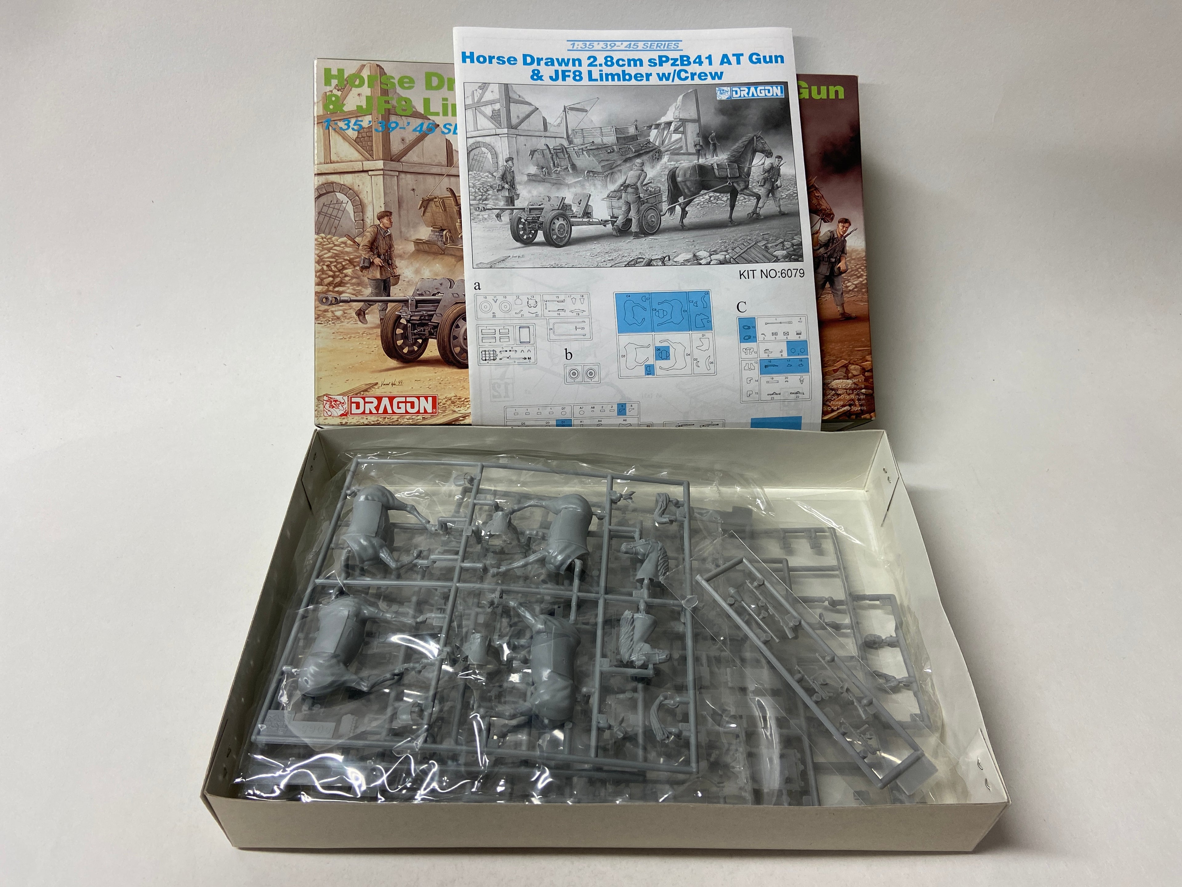 Dragon 1:35 Horse Drawn 2.8cm sPzB41 AT Gun & JF8 Limber w/Crew 6079