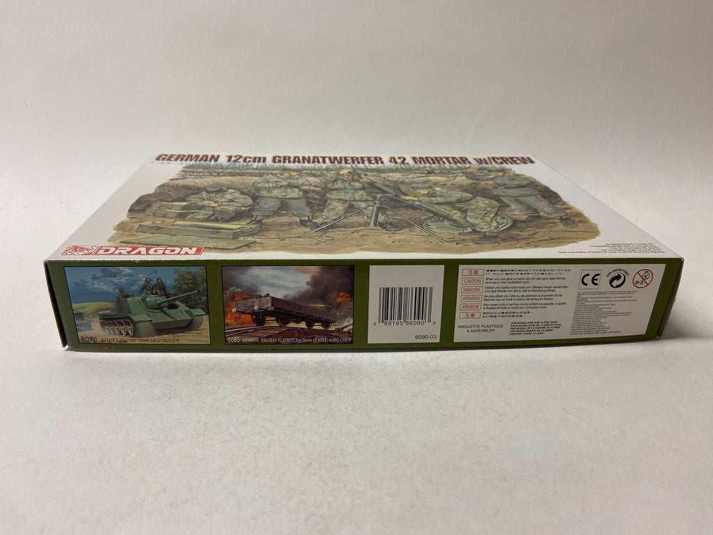 2x German 12cm Granatwerfer 42 Mortar w/Crew (2 kits in doos)