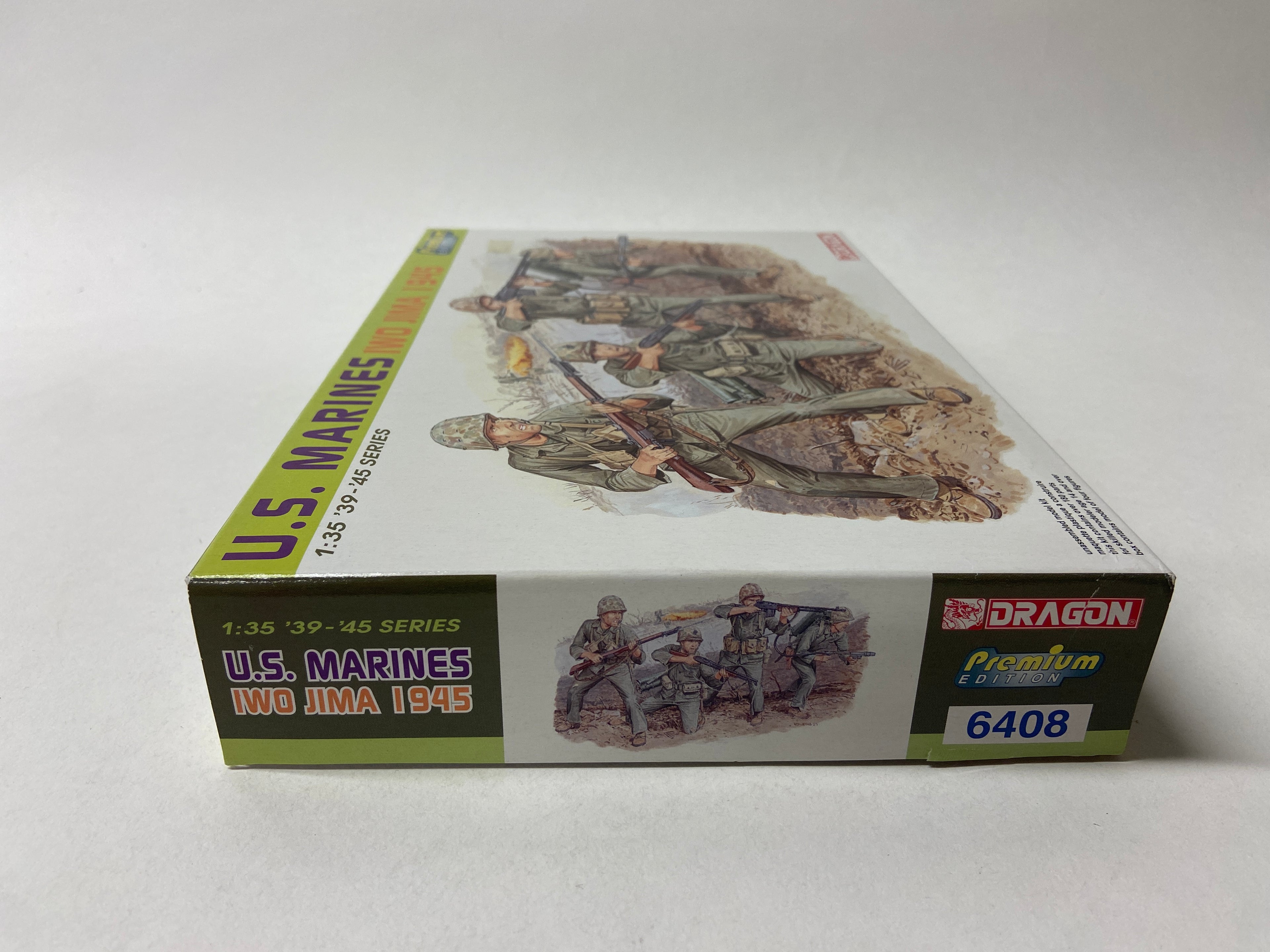 Dragon 1:35 U.S. Marines Iwo Jima 1945 6408