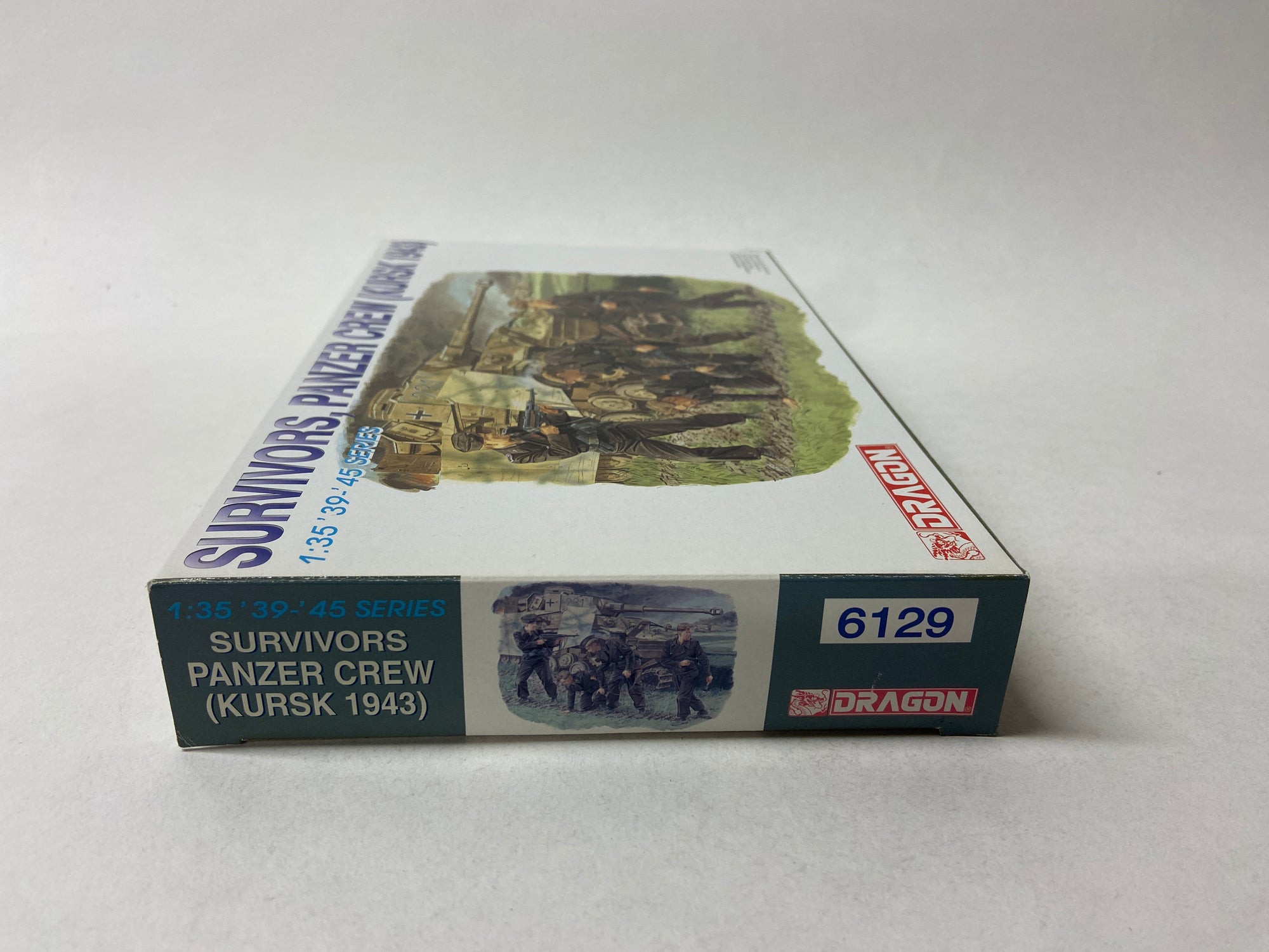 2x Survivors, Panzer Crew (Kursk 1943) (2 kits in doos)