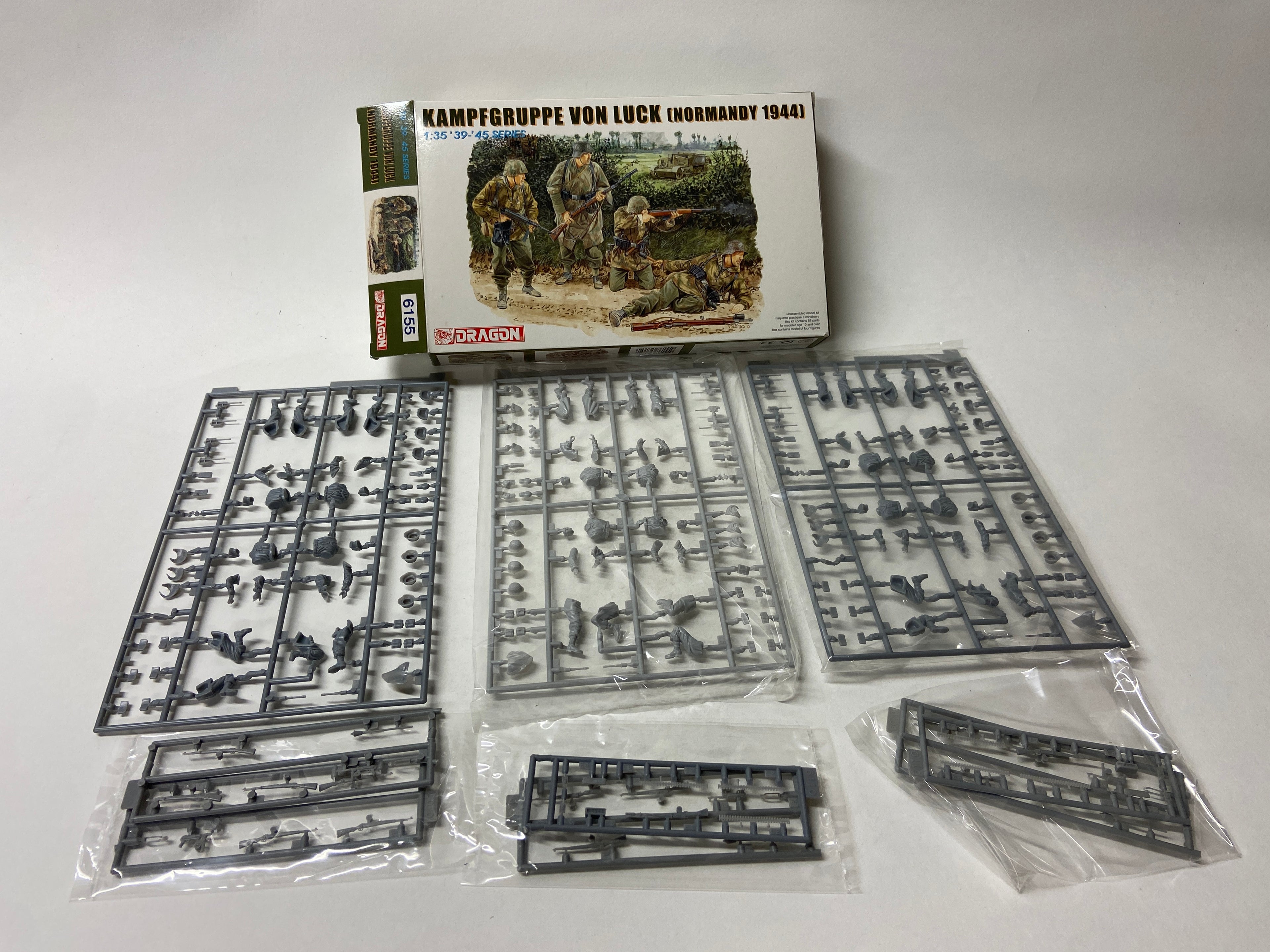 Dragon 1:35 3x Kampfgruppe von Luck (Normandy 1944) (3 kits in doos) 6155