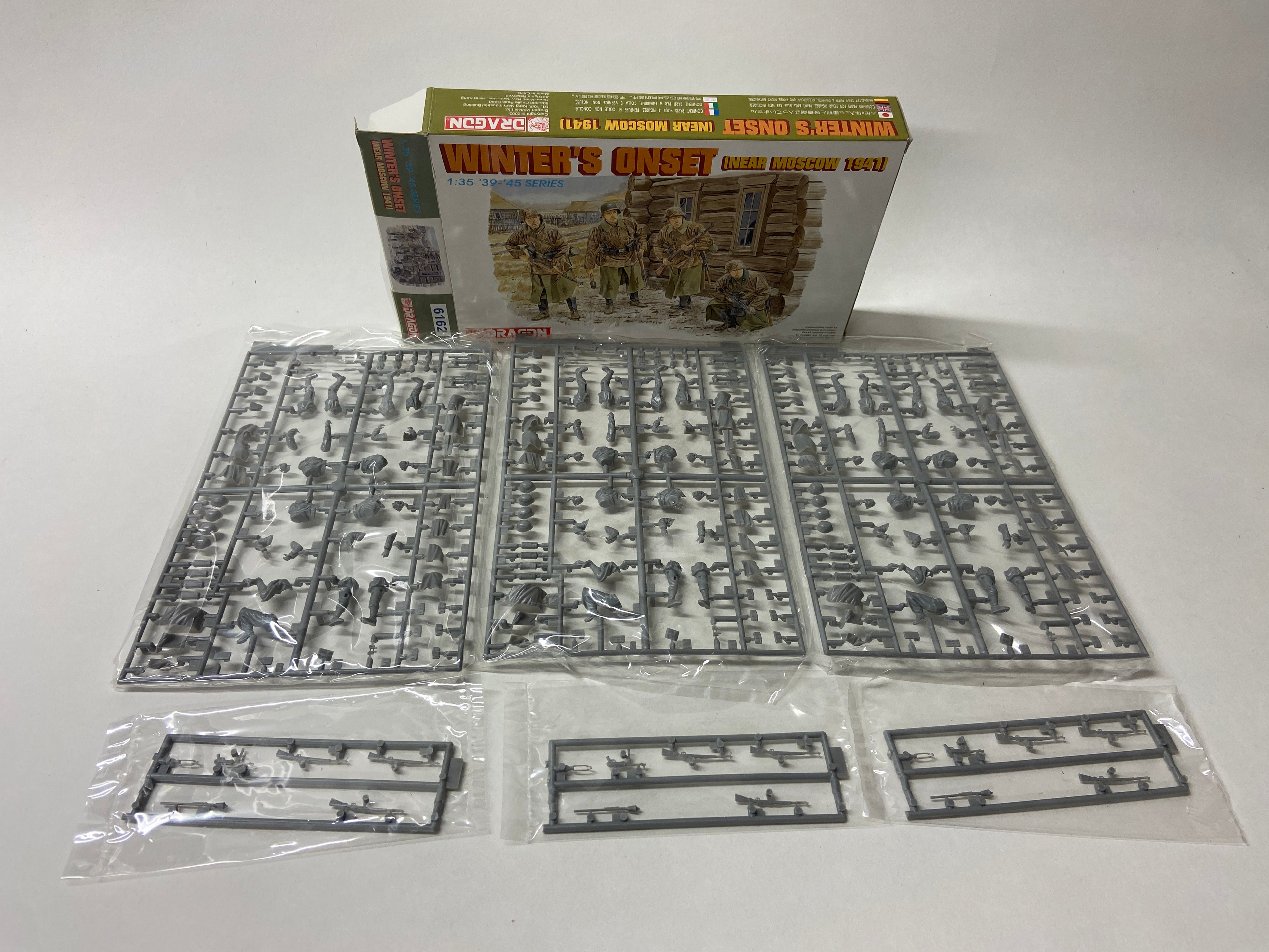 Dragon 1:35 3x Winter's Onset (Near Moscow 1941) (3 kits in doos) 6162