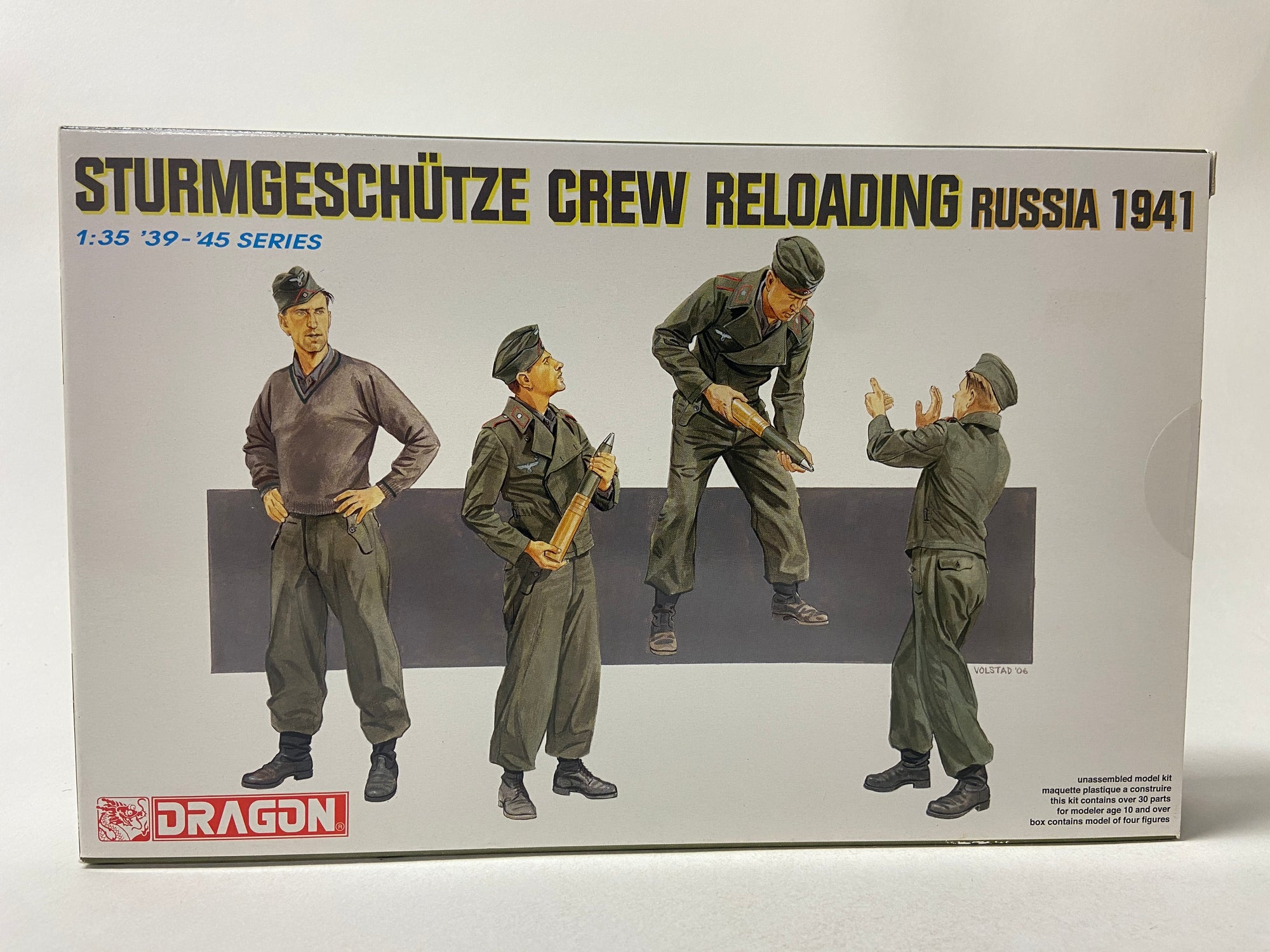 Sturmgeschütze Crew Reloading Russia 1941