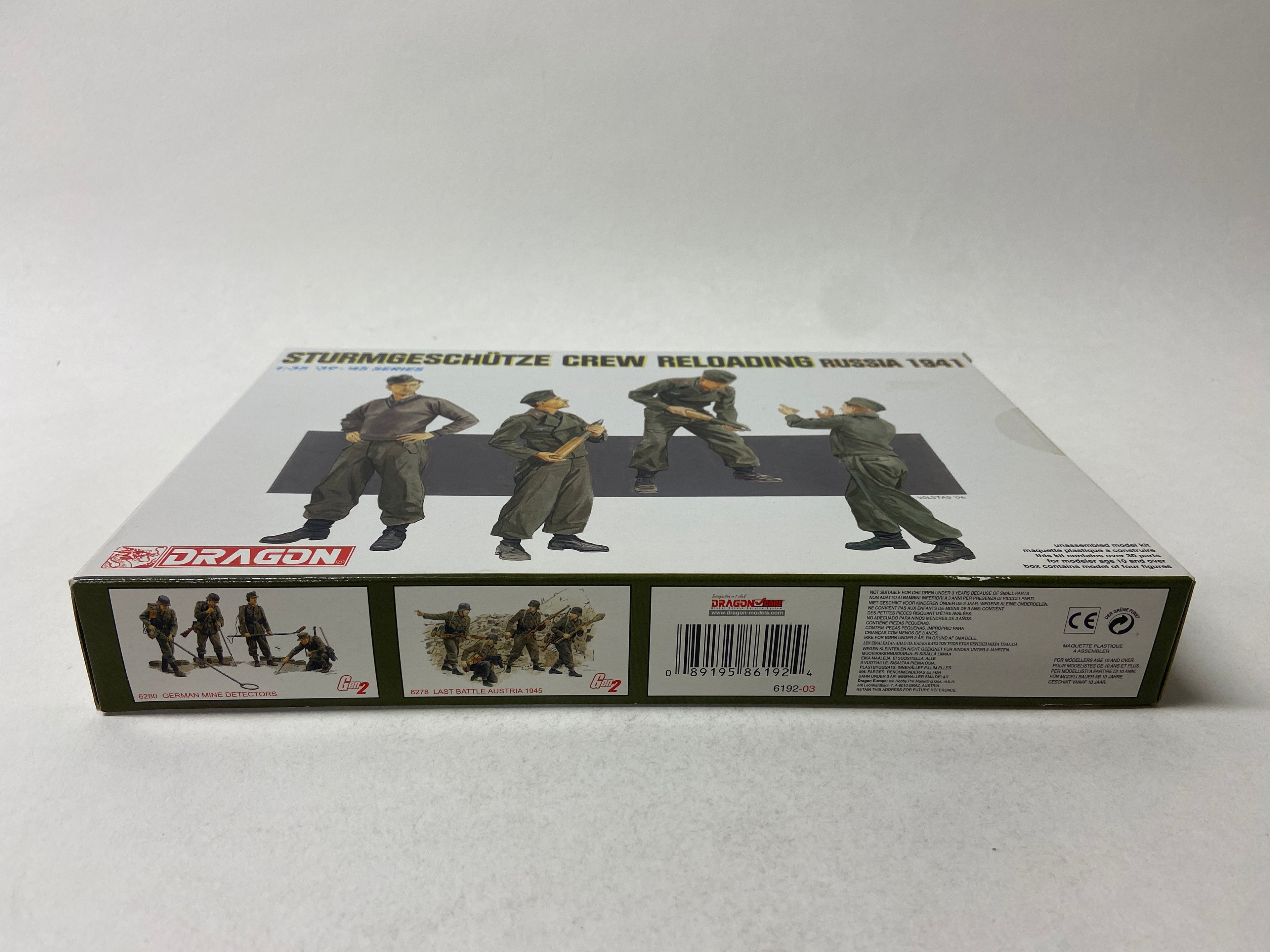 Dragon 1:35 Sturmgeschütze Crew Reloading Russia 1941 6192
