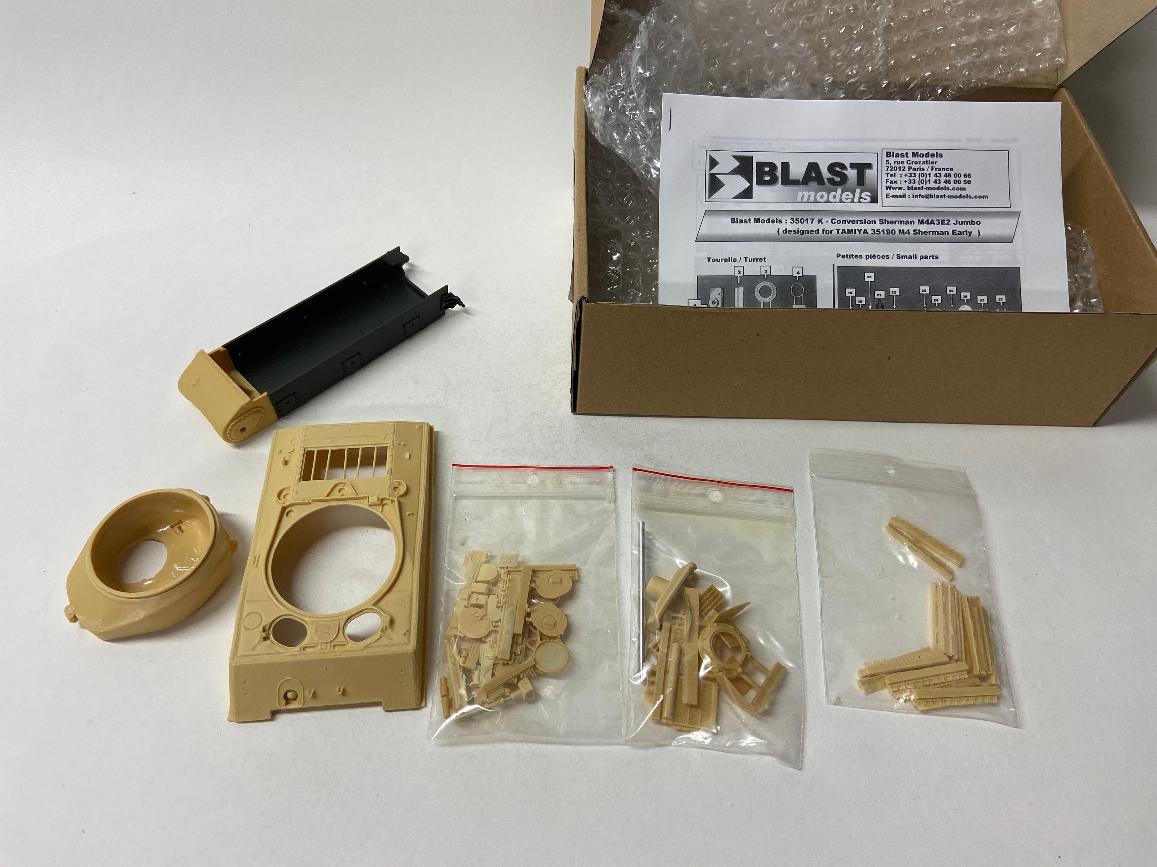 Blast Models 1:35 Sherman M4A3E2 Jumbo WWII Uparmored Sherman Variant Conversion BL35017K