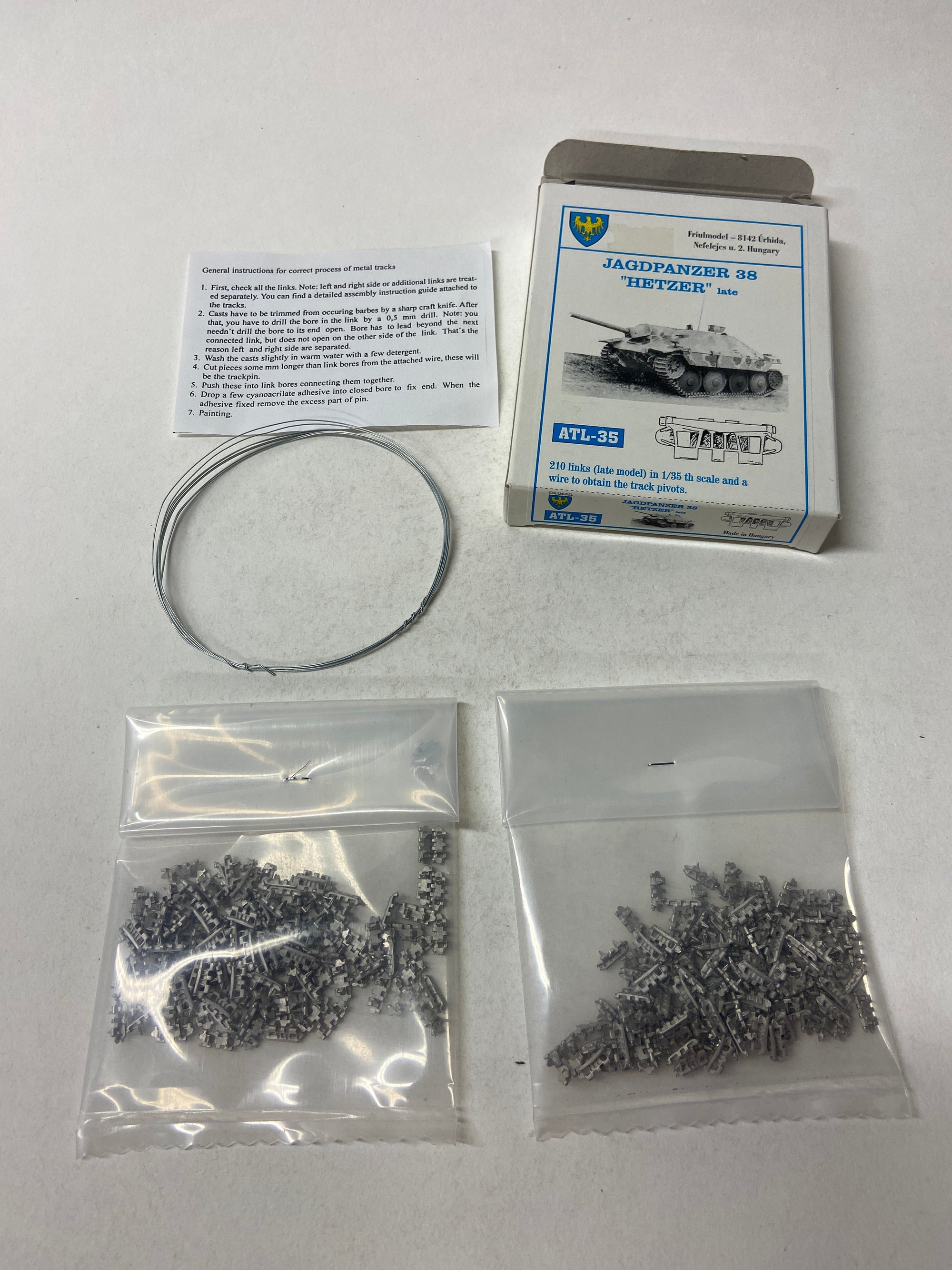 Jagdpanzer 38 "Hetzer" late steel tracks