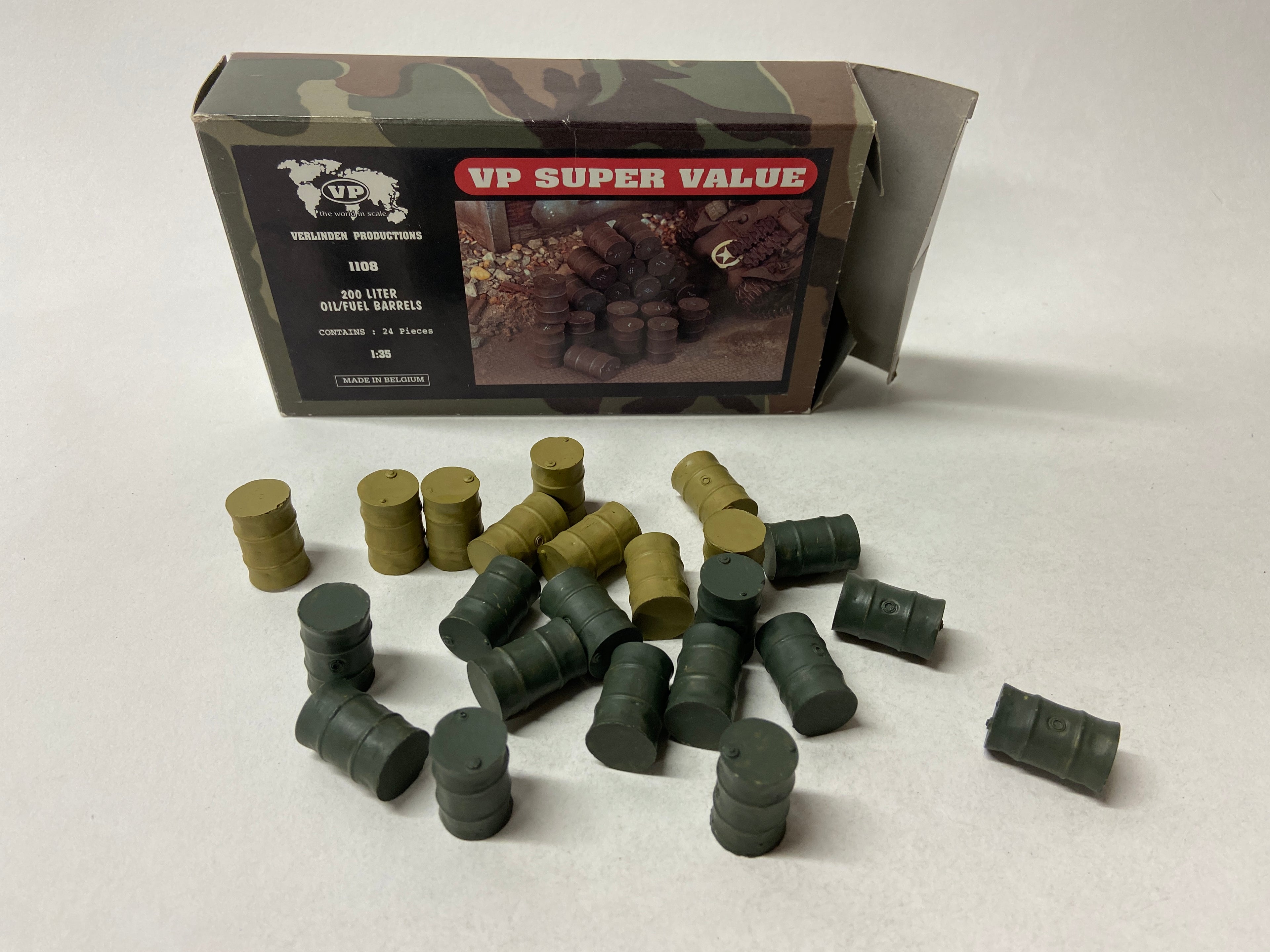 Verlinden Productions 1:35 200 Liters Oil/Fuel Barrels 1108