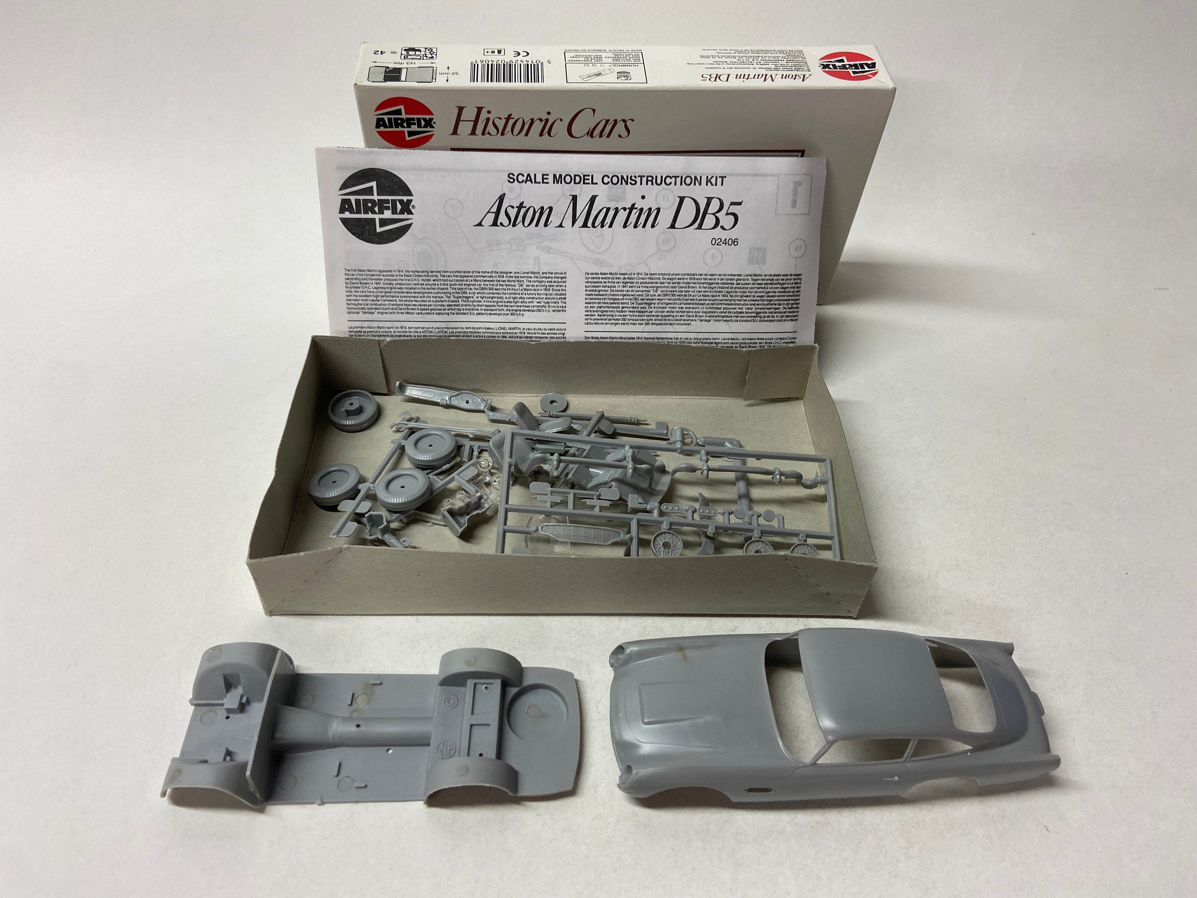 Airfix 1:32 Aston Martin DB5 2406