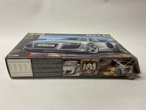 Revell 1:24 Audi R8 07398