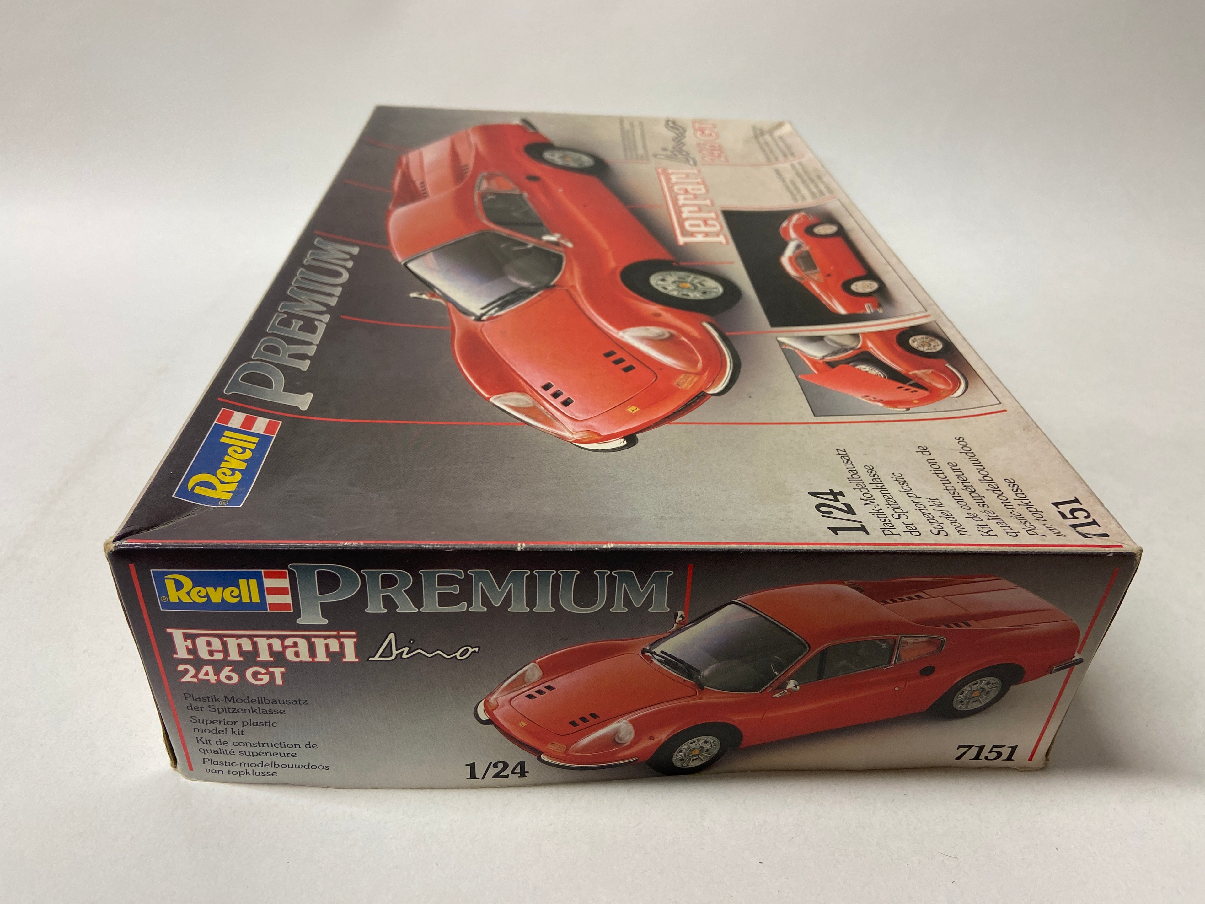 Revell 1:24 Ferrari Dino 246 GT 7151