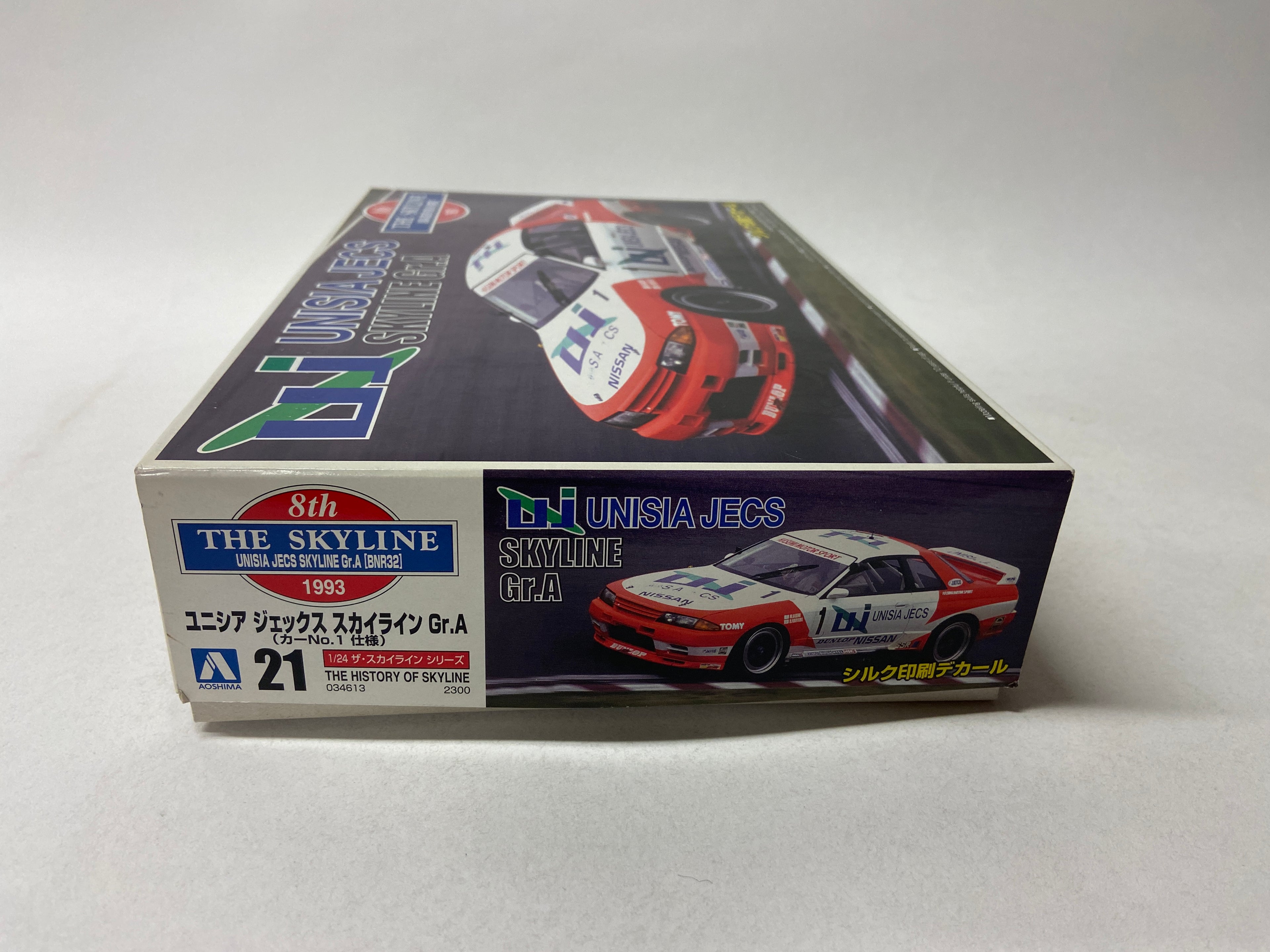 Aoshima 1:24 Unisia JECS Skyline Gr. A [BNR32] 034613