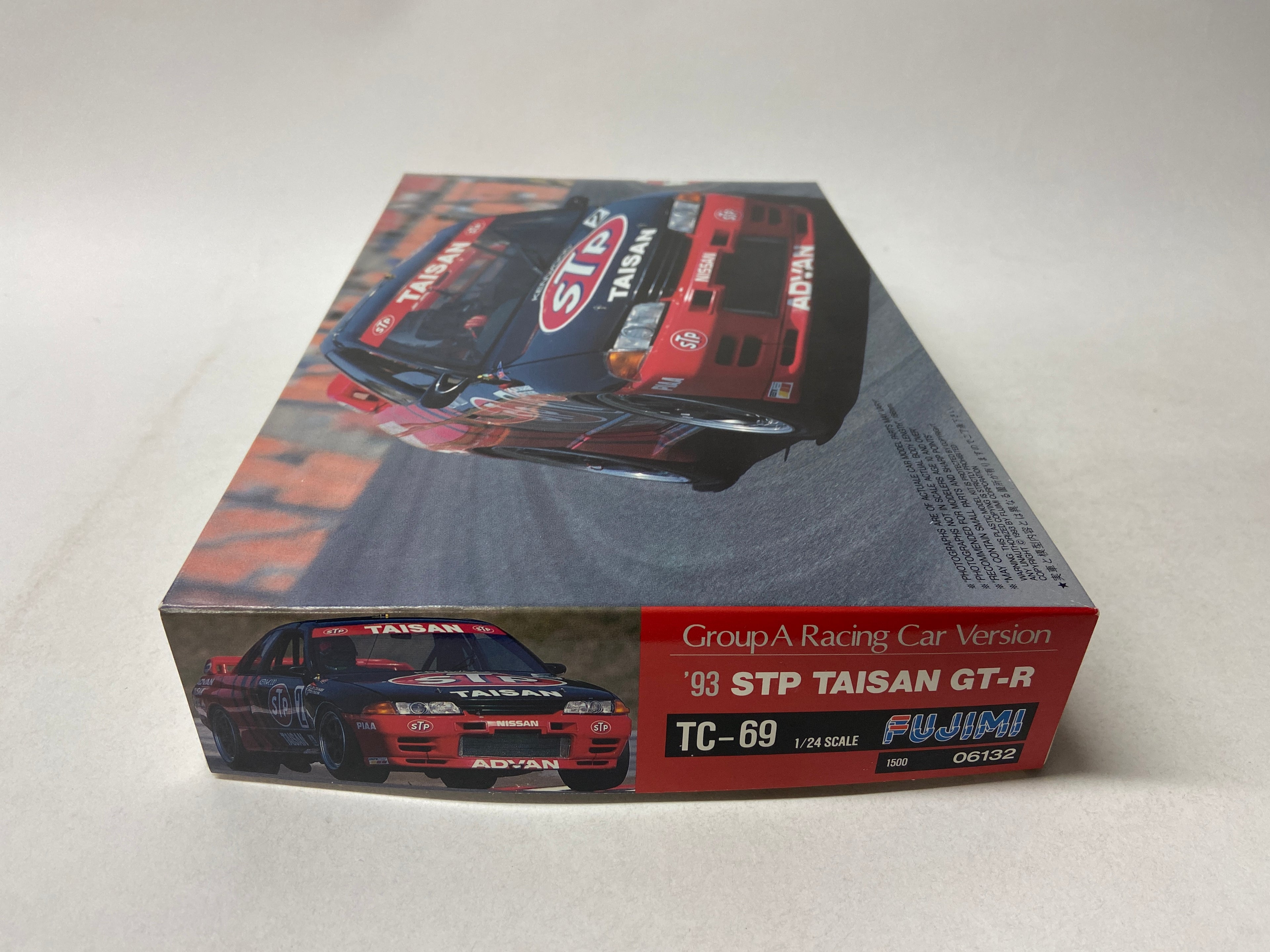 Fujimi 1:24 93 STP Taisan GT-R Group A Racing Car Version 06132
