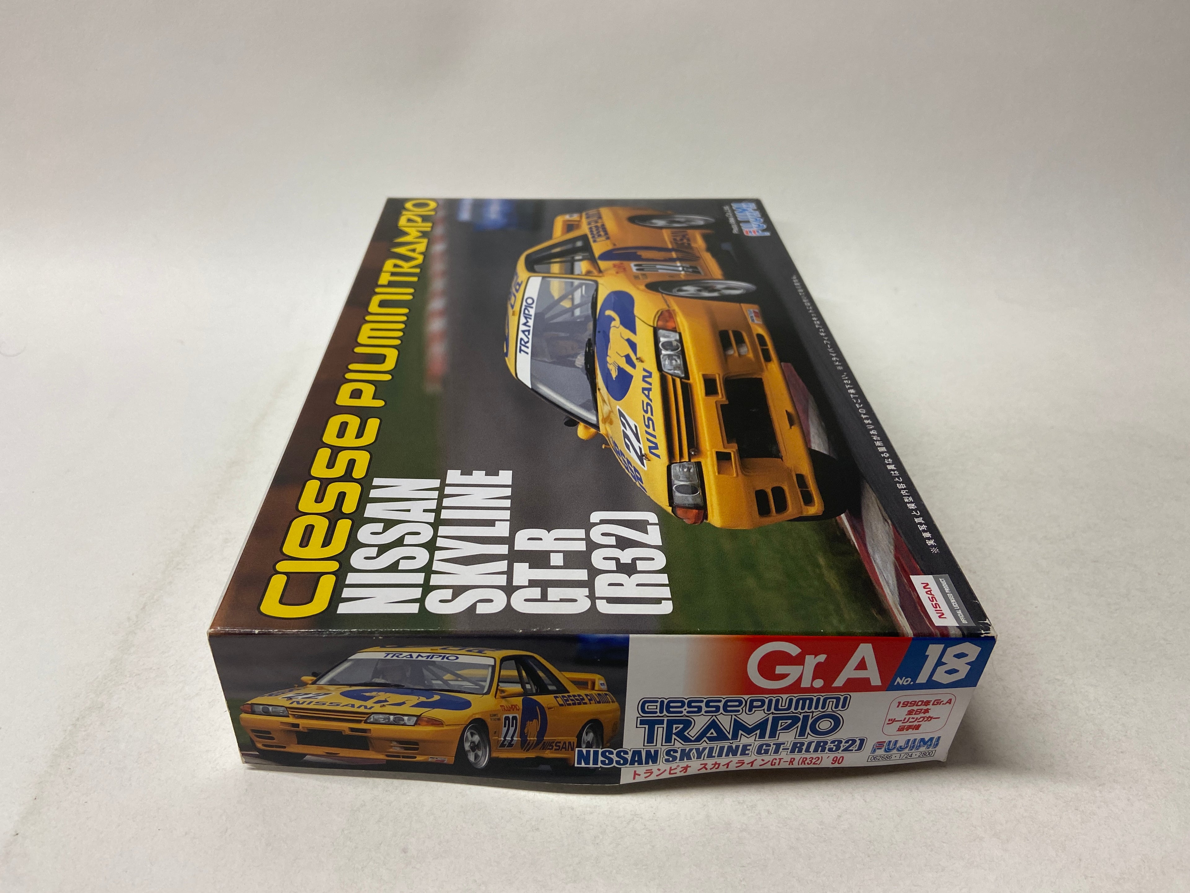 Fujimi 1:24 Ciesse Piumini Trampio Nissan Skyline GT-R (R32) 062686