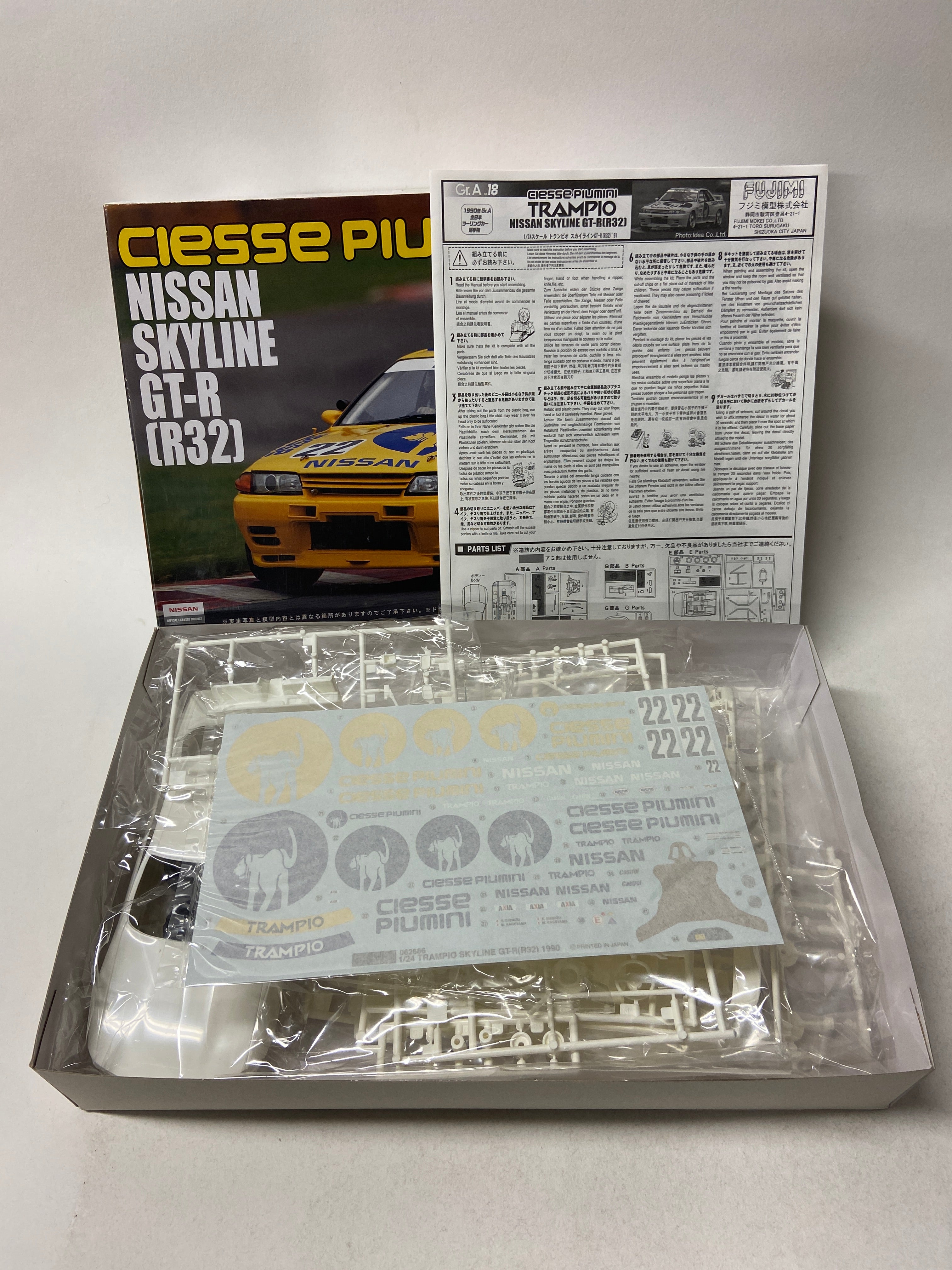 Fujimi 1:24 Ciesse Piumini Trampio Nissan Skyline GT-R (R32) 062686