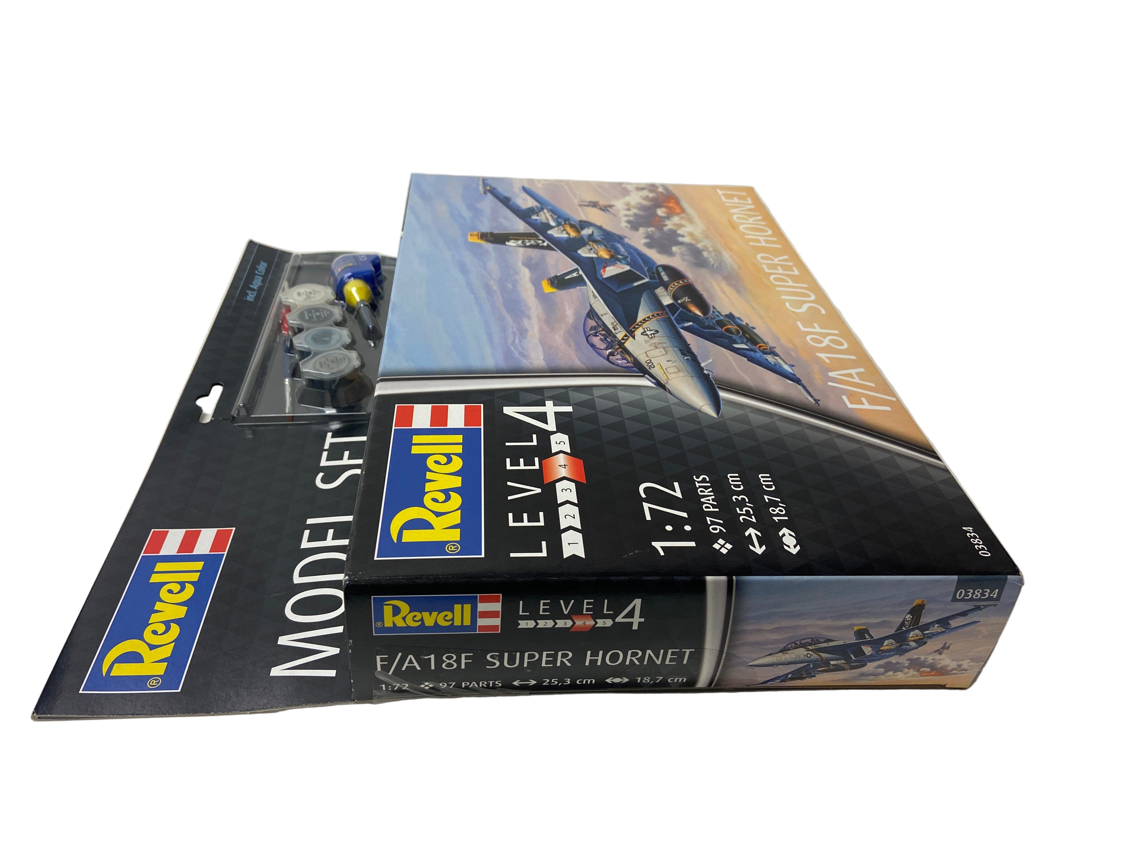 Revell 1:72 F/A18F Super Hornet 03834